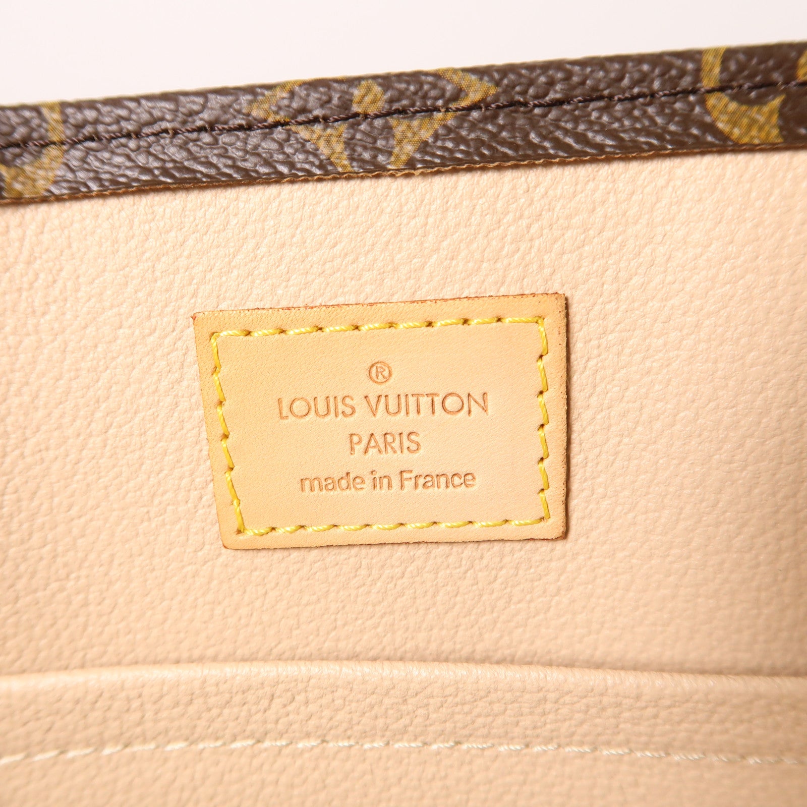 LOUIS VUITTON Monogram Sac Plat金扣手挽袋