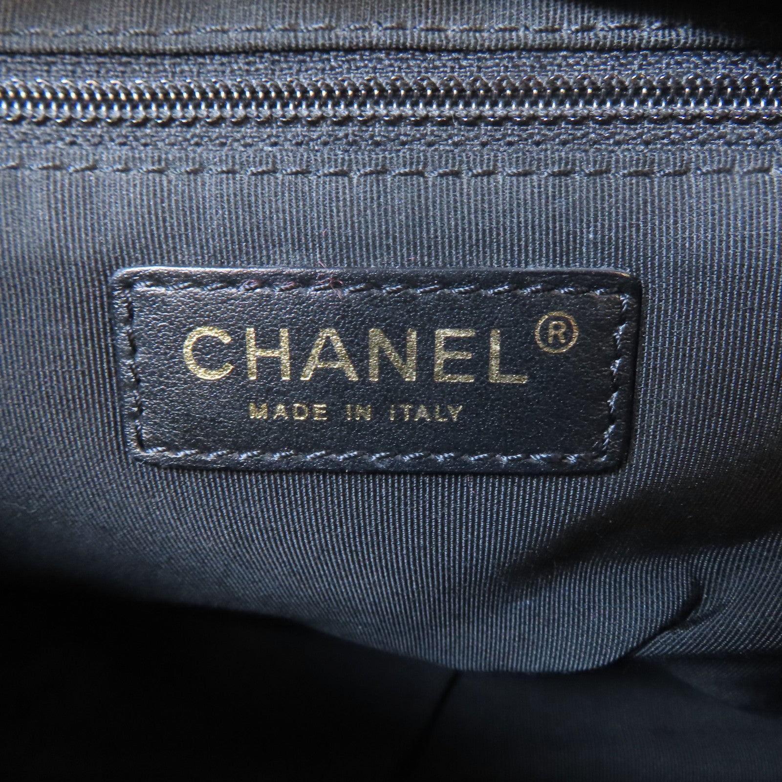 CHANEL 菱格牛皮皮革Shoulder Bag金扣肩背袋黑色