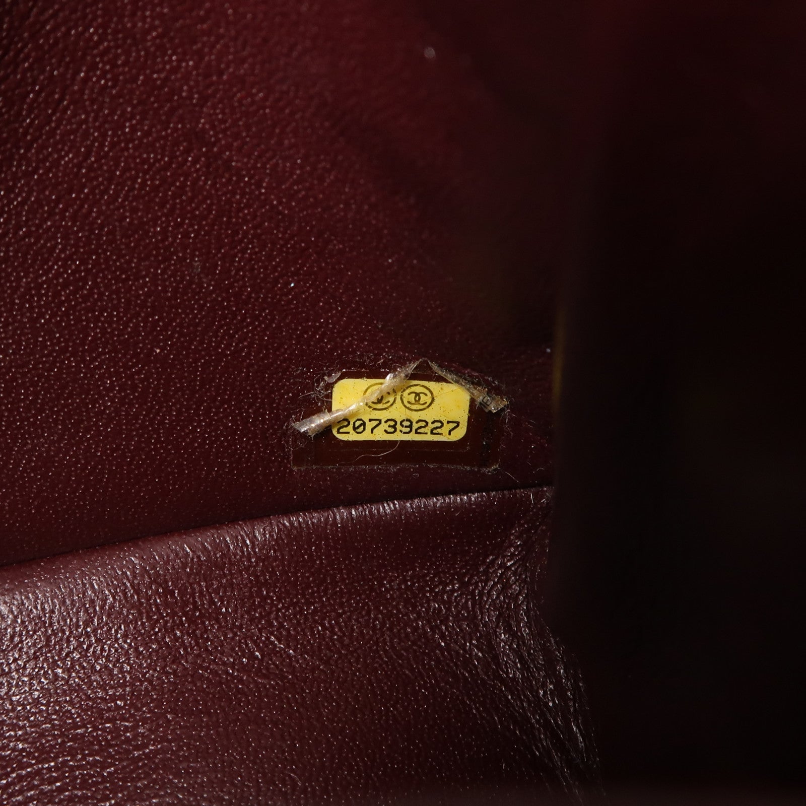 CHANEL 牛皮皮革Chain Shoulder金扣鏈帶肩背袋