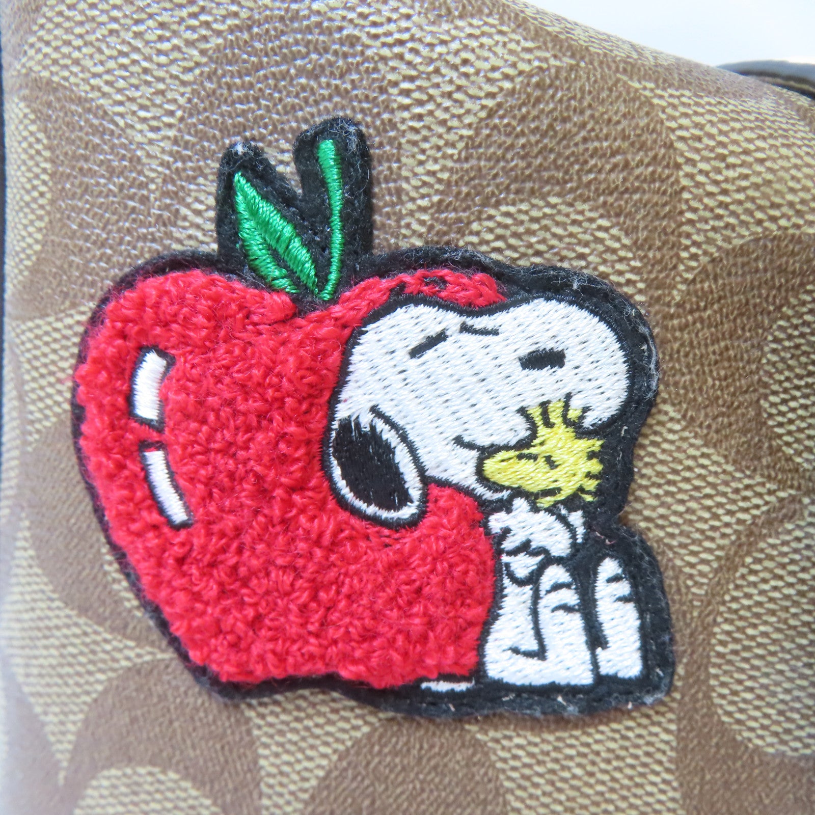 COACH 塗層帆布Shoulder Bag金扣肩背袋啡色