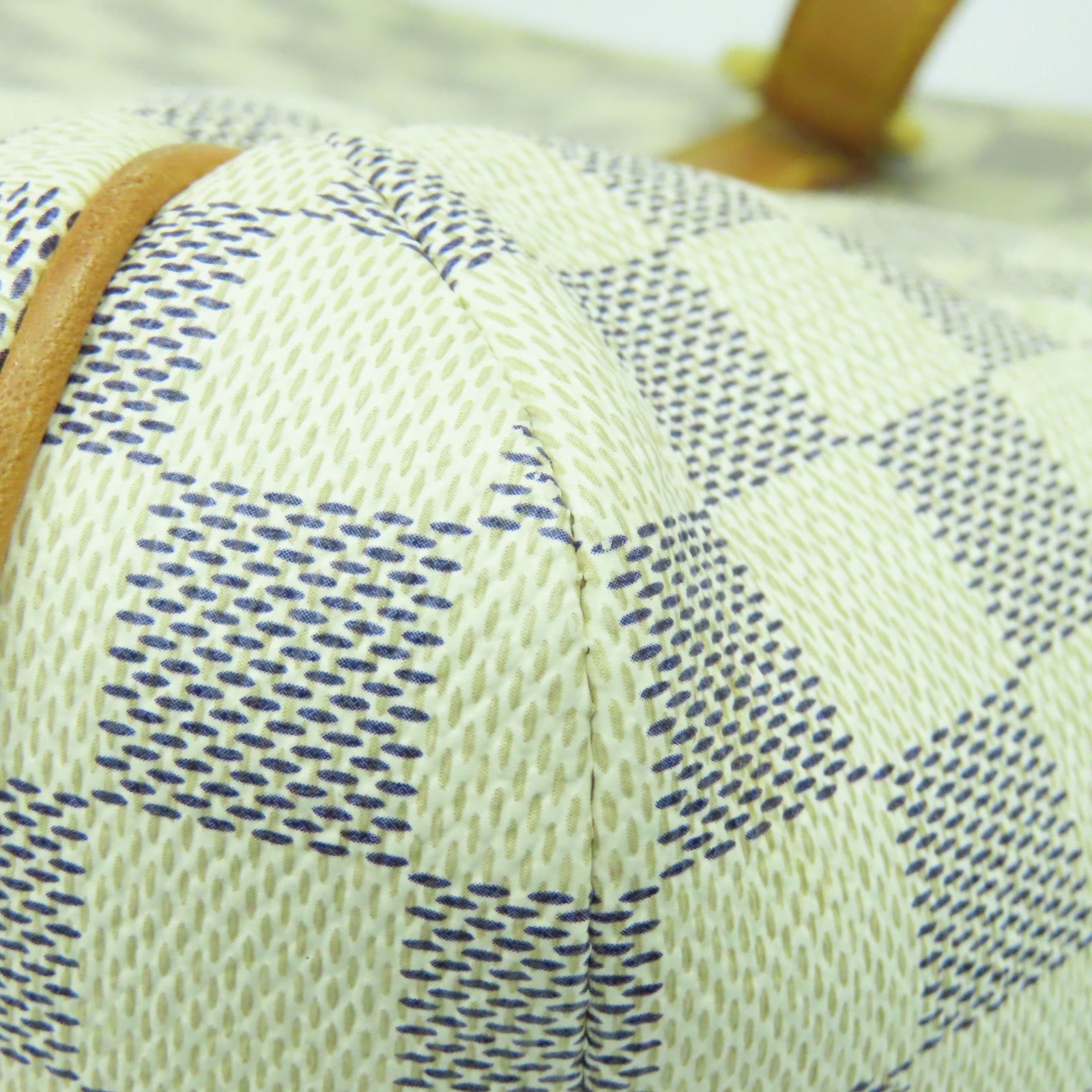 LOUIS VUITTON 【激減優惠】Damier Totally PM金扣手挽肩背兩用袋白色
