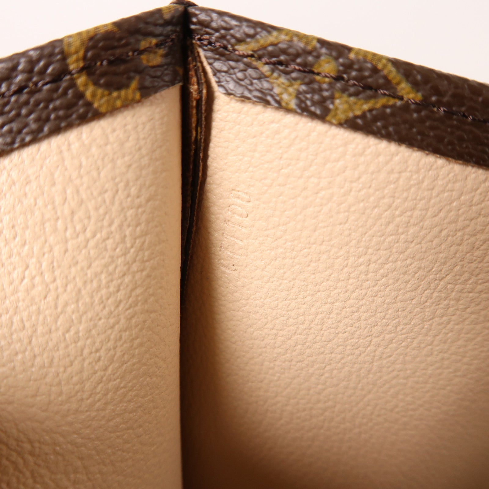 LOUIS VUITTON Monogram Sac Plat金扣手挽袋