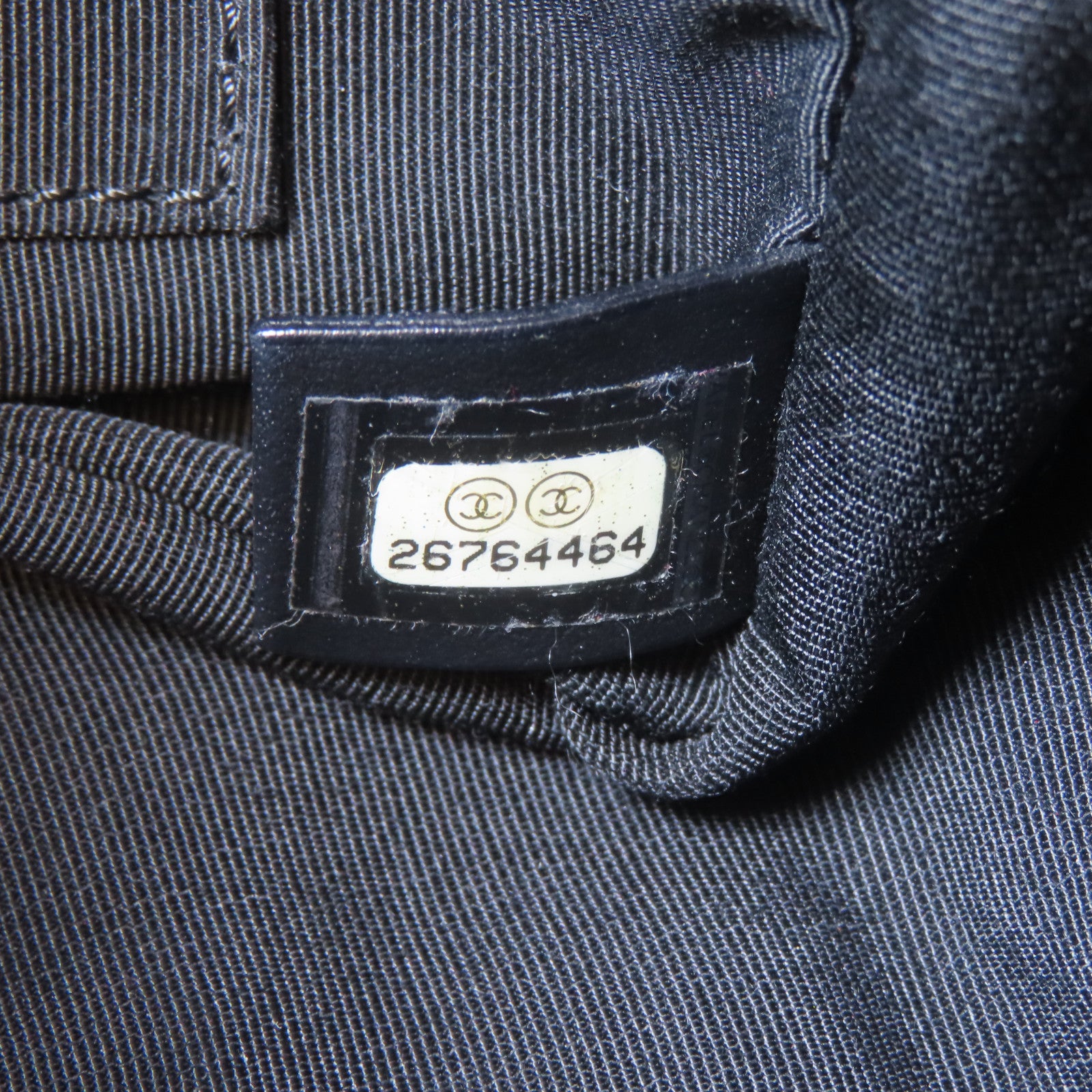CHANEL 菱格牛皮皮革Shoulder Bag金扣肩背袋黑色