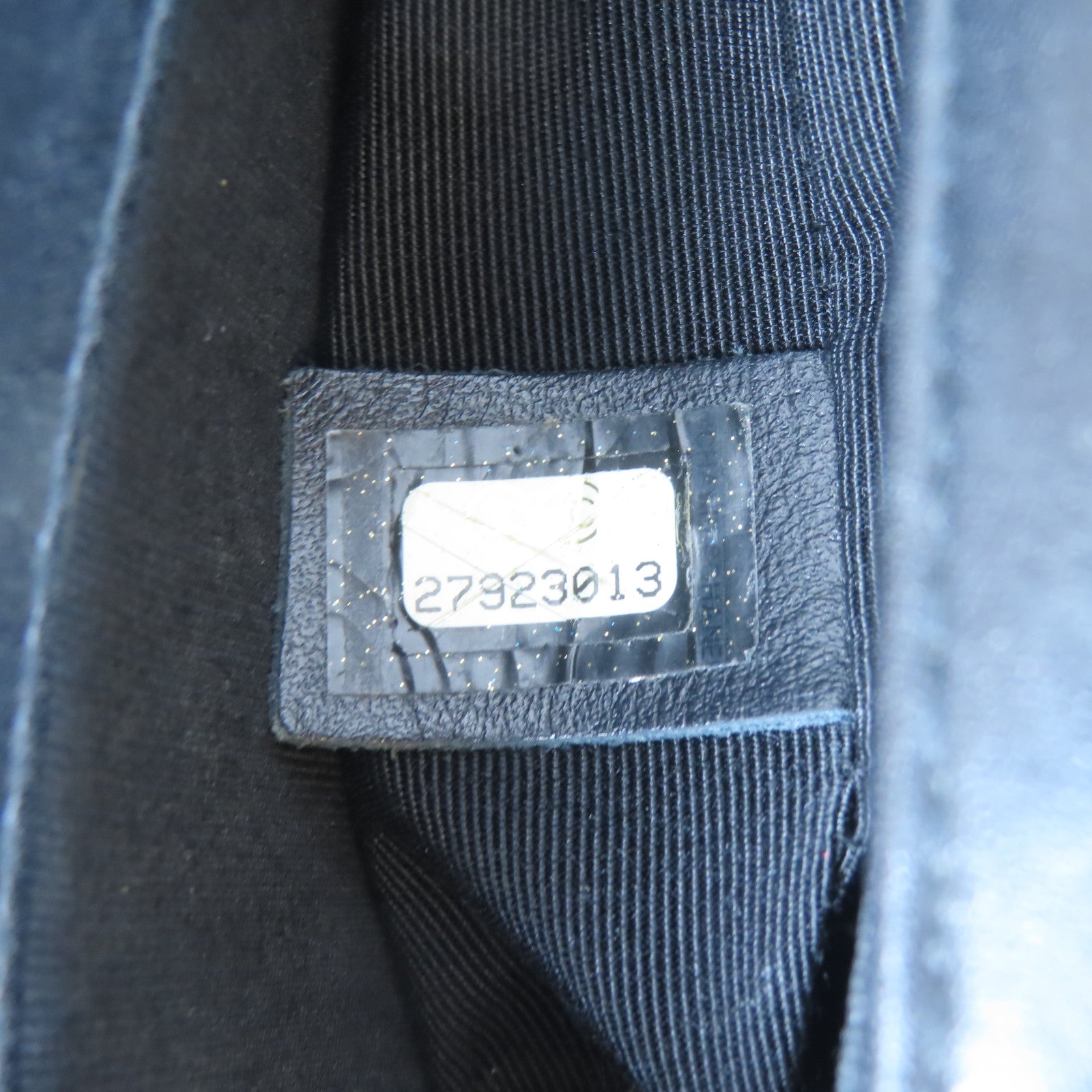 CHANEL 【激減優惠】菱格牛皮皮革CC Stitched Flap金扣鏈帶肩背袋黑色