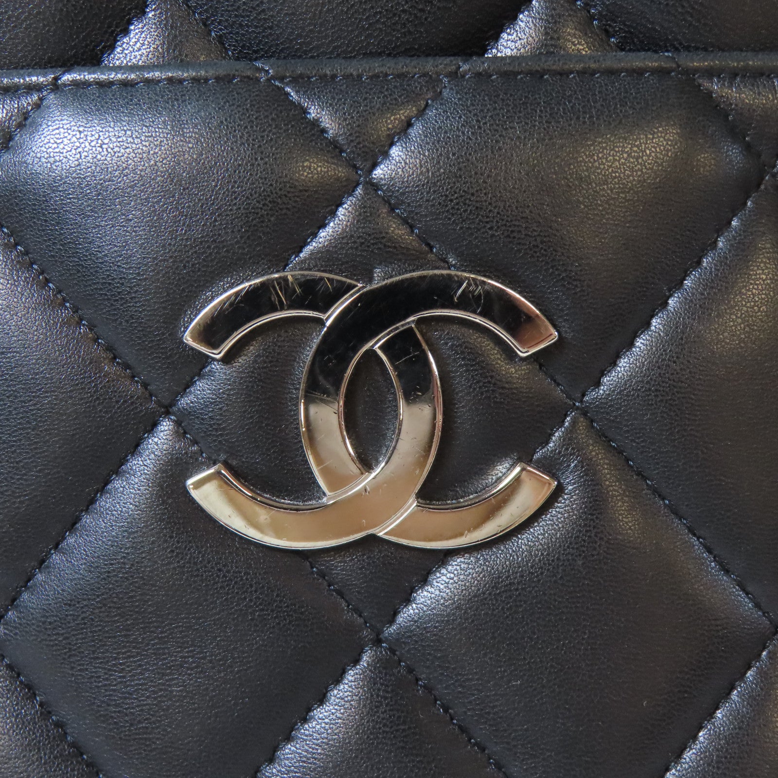 CHANEL 菱格羊皮皮革Chain Shoulder銀扣鏈帶肩背袋黑色
