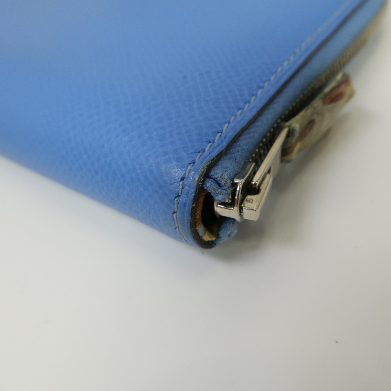 HERMES 【激減優惠】Epsom皮革Silk'In Compact銀扣拉鍊長錢包天堂藍色