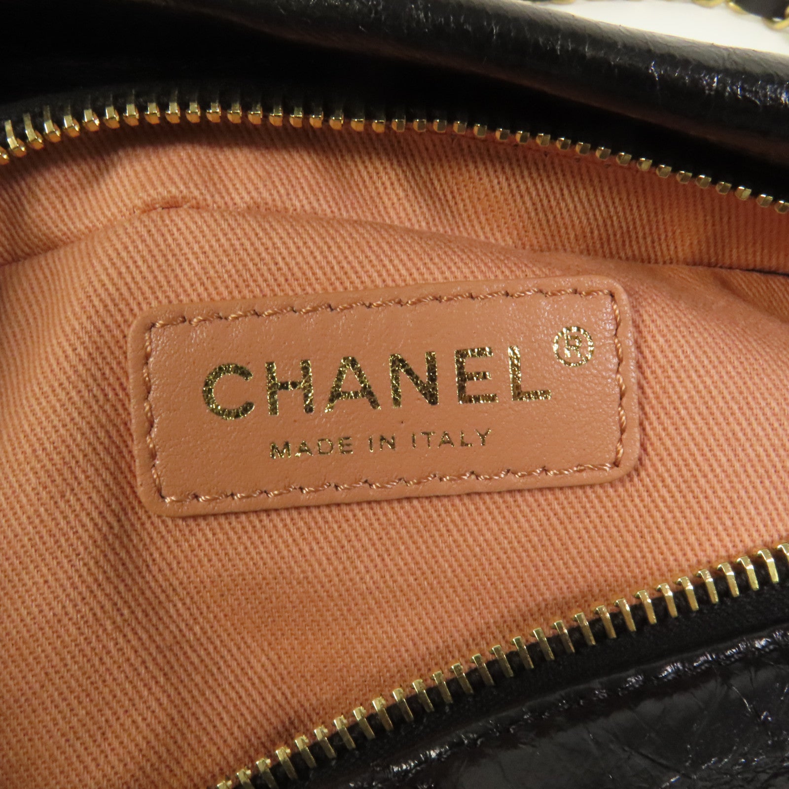 CHANEL 牛皮皮革 Bombay Baluchon金扣肩背袋