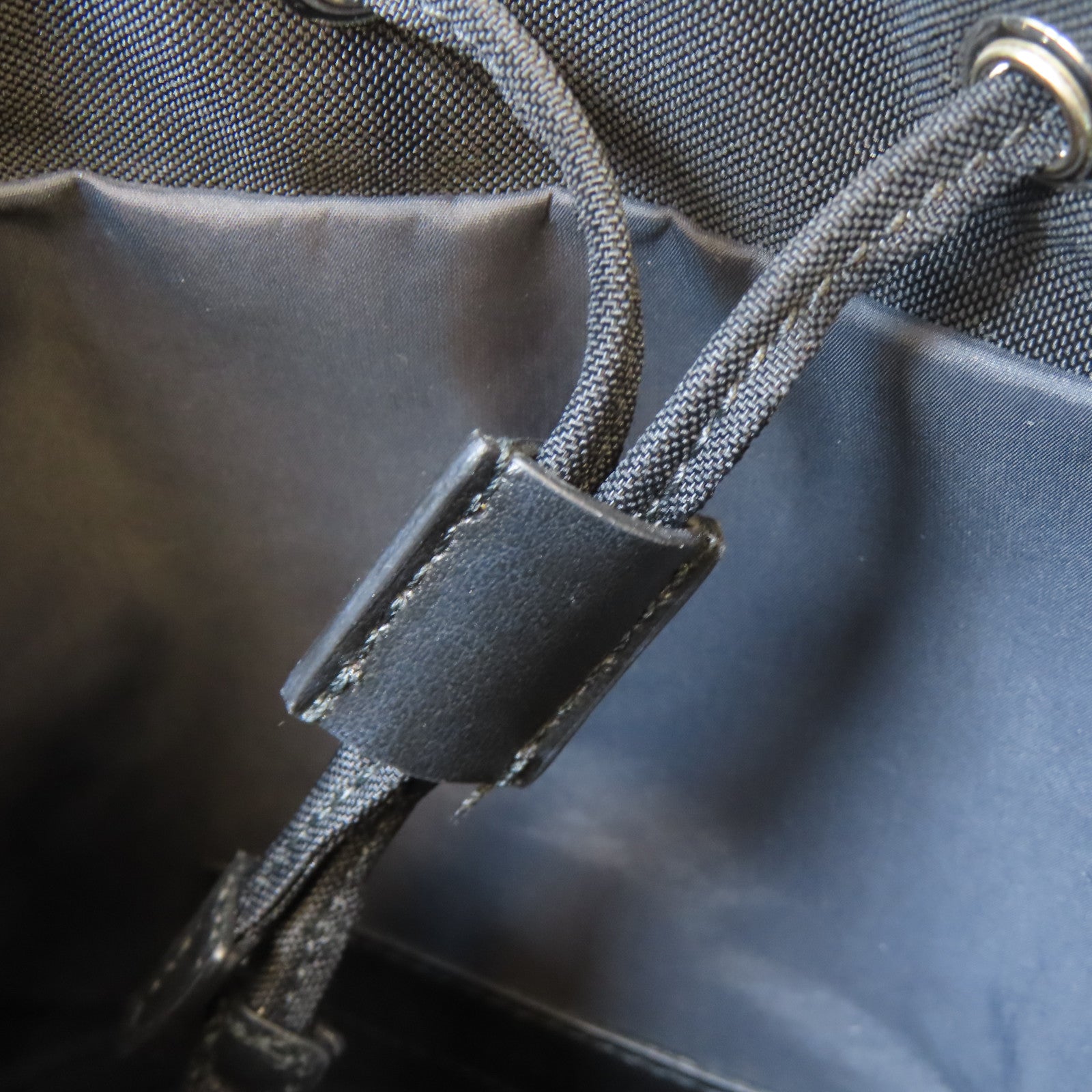 BALENCIAGA 尼龍Bucket銀扣手挽肩背兩用袋黑色