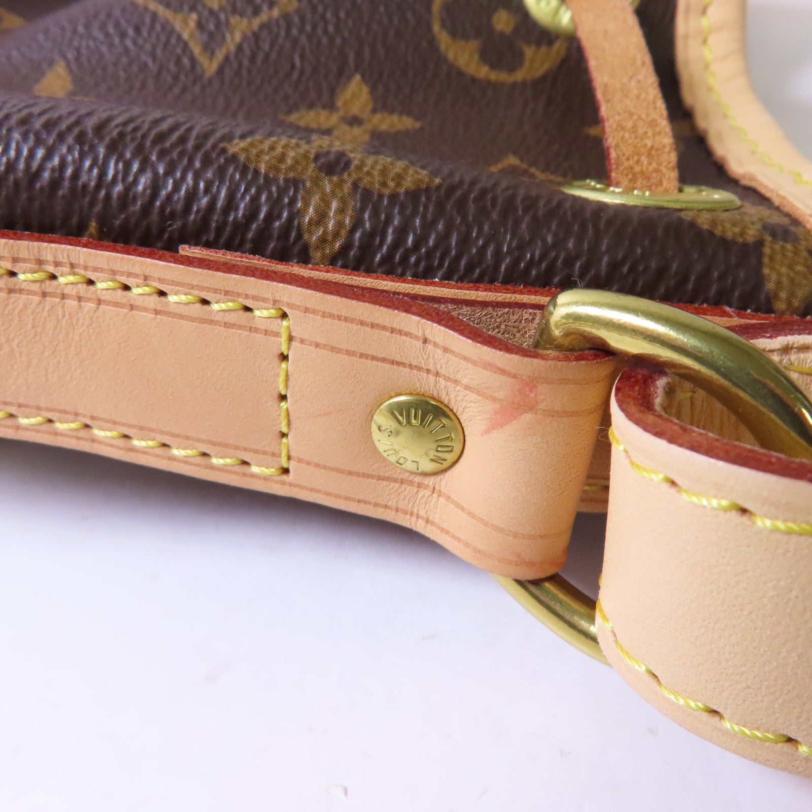 LOUIS VUITTON Monogram Noe BB金扣肩背袋啡色