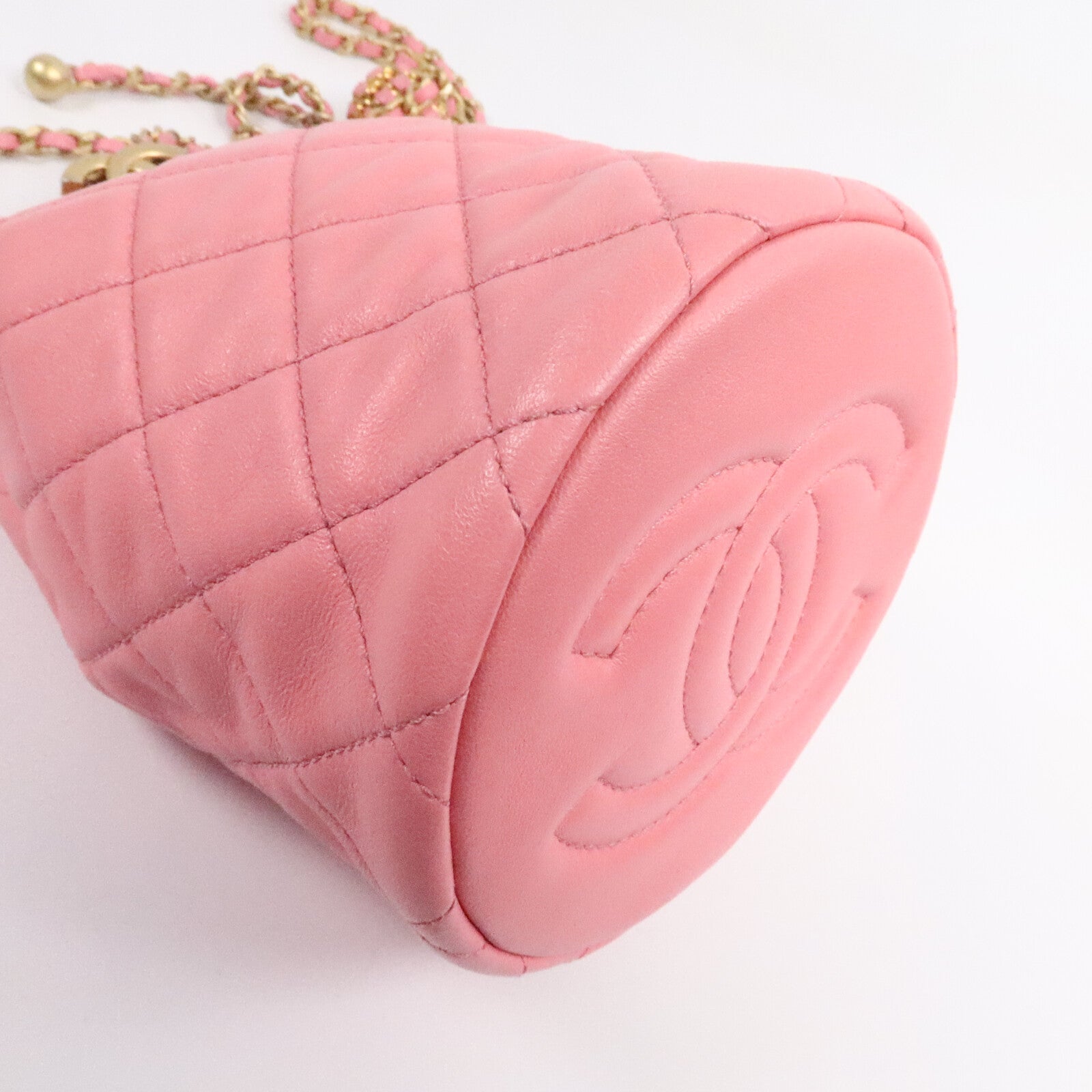CHANEL 羊皮皮革Bucket Bag鏈帶肩背袋