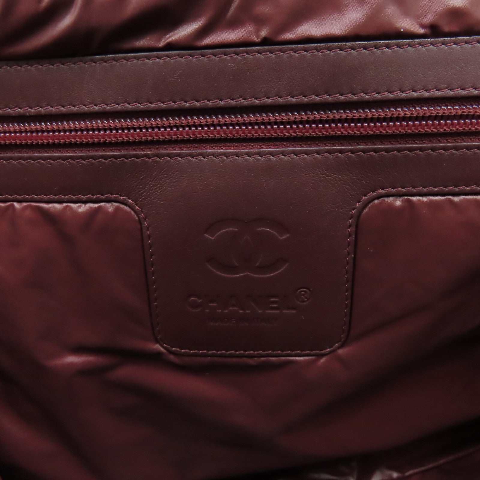 CHANEL 【清倉大減價】菱格尼龍Coco Cocoon銀扣手挽袋黑色