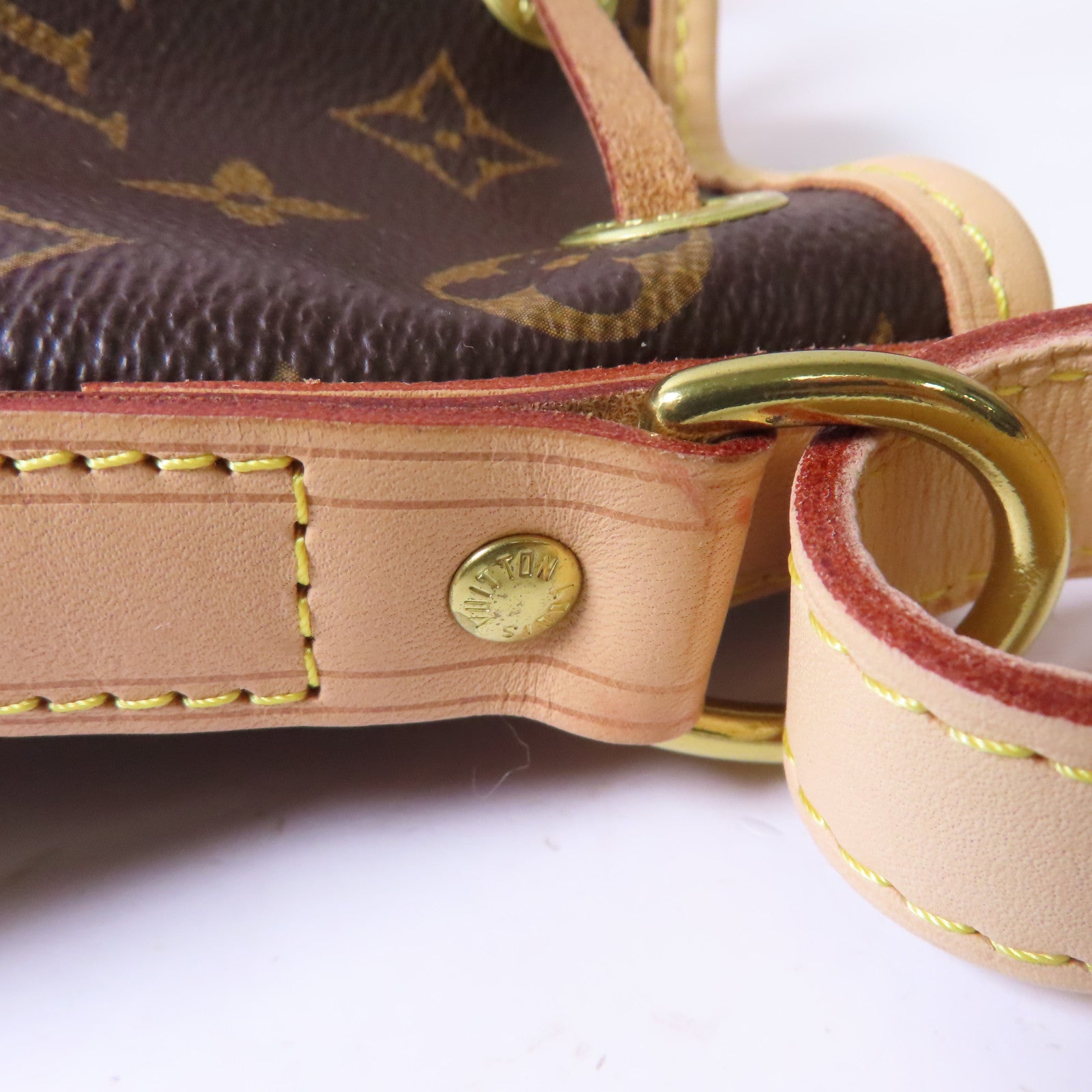 LOUIS VUITTON Monogram Noe BB金扣肩背袋啡色