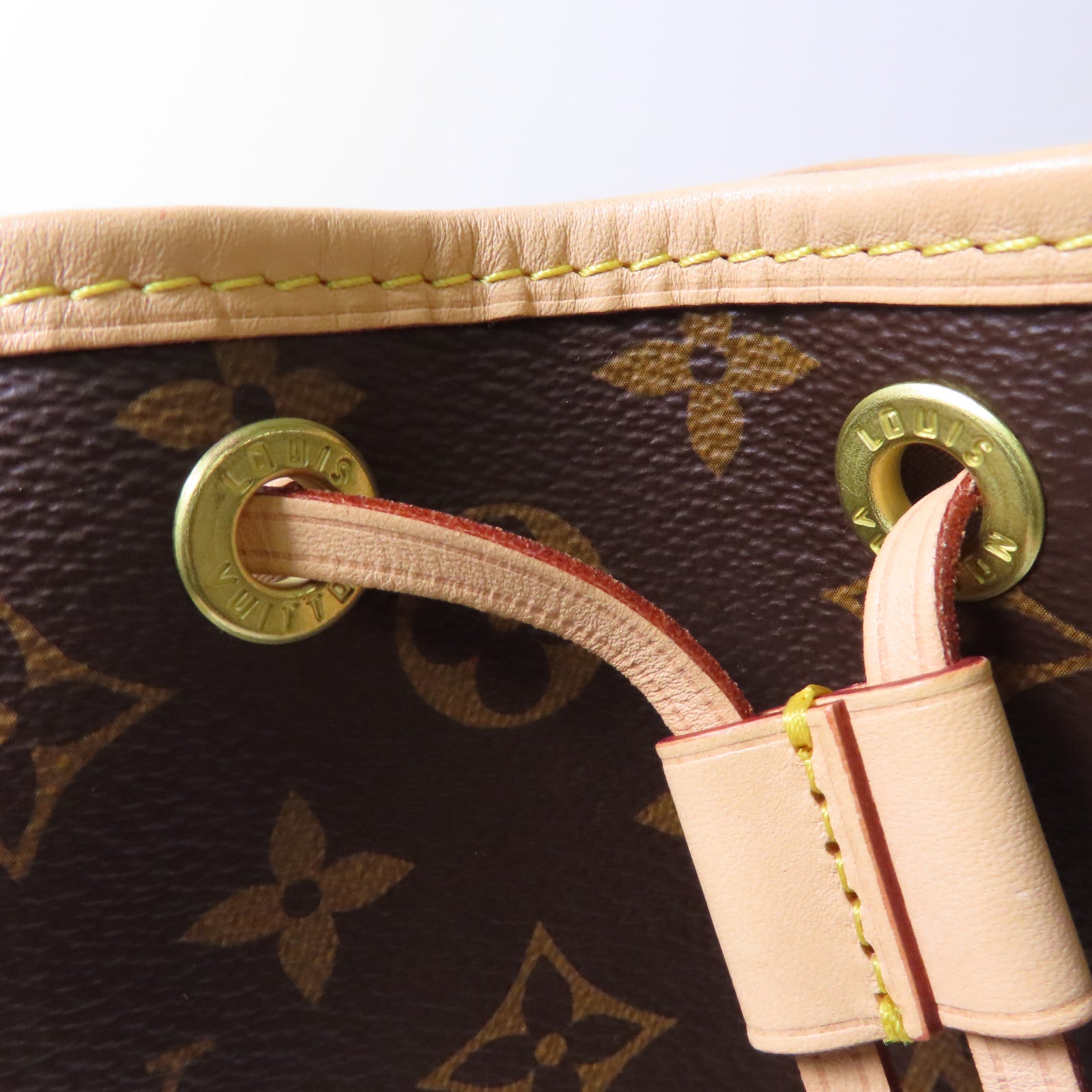 LOUIS VUITTON Monogram Noe BB金扣肩背袋啡色