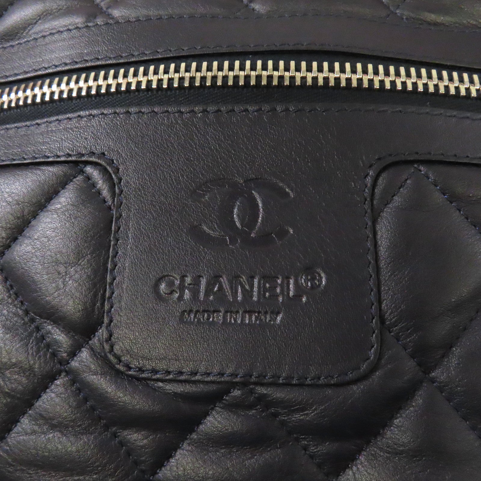 CHANEL 【激減優惠】羊皮皮革CoCo Coon Reversible銀扣手挽袋紅色/藍色