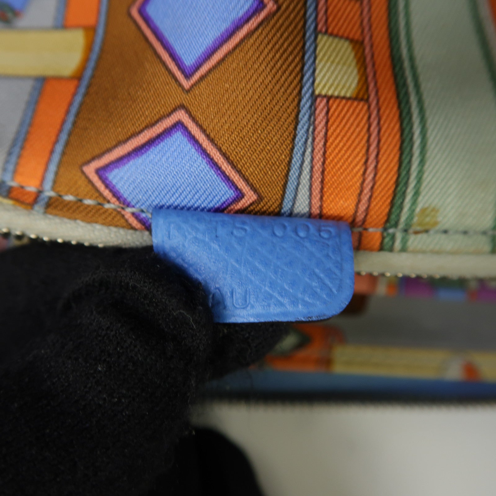 HERMES 【激減優惠】Epsom皮革Silk'In Compact銀扣拉鍊長錢包天堂藍色