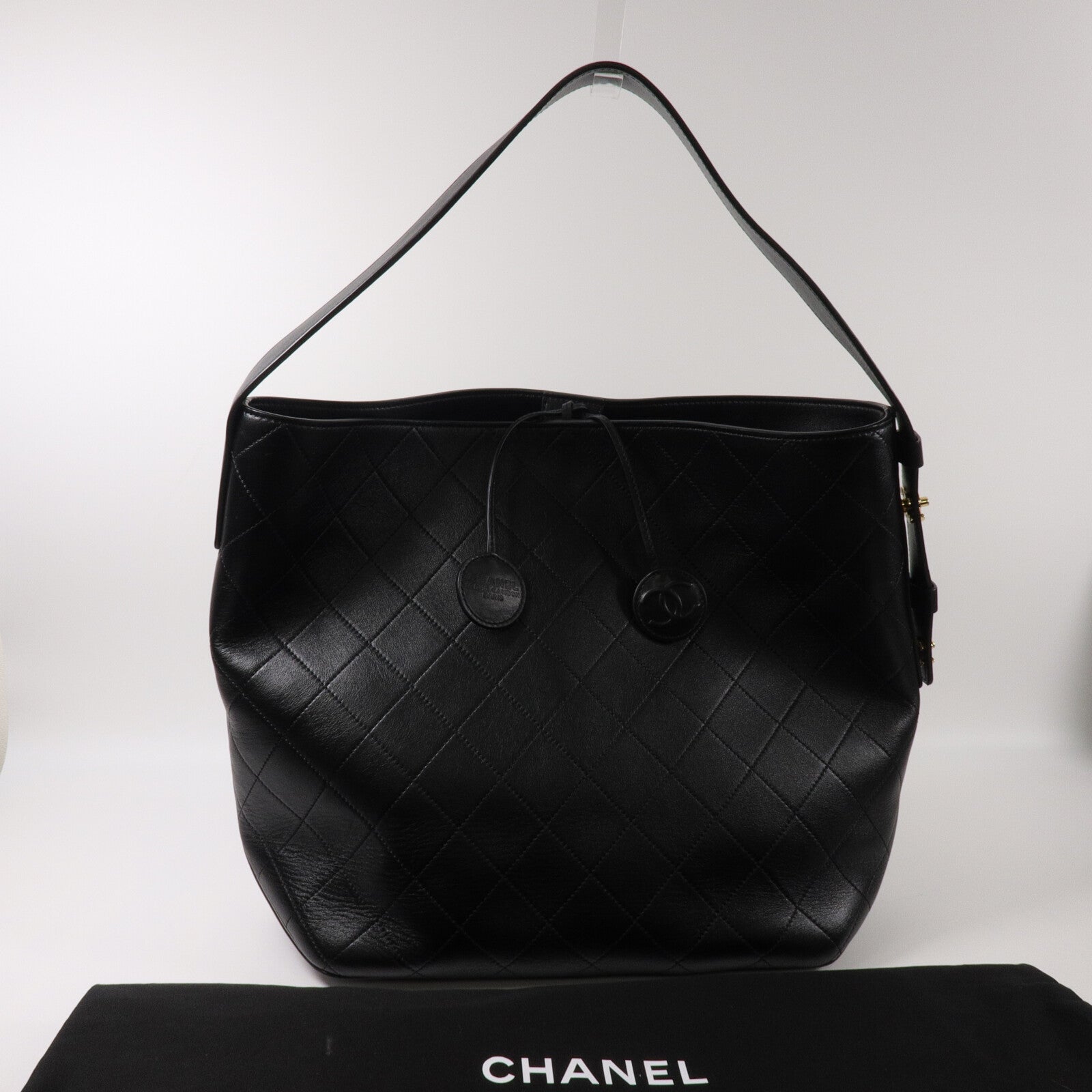 CHANEL 牛皮皮革Bucket Bag肩背袋