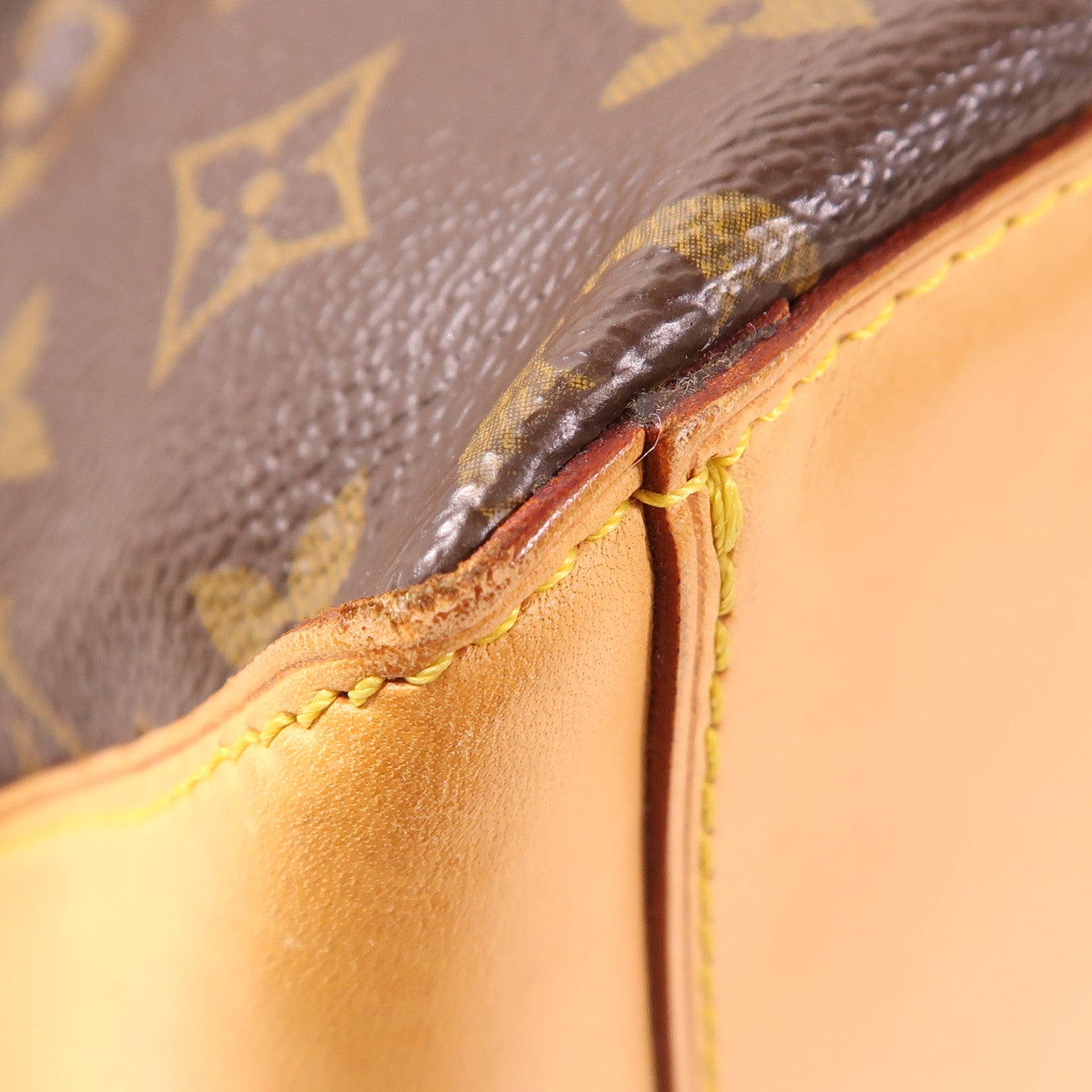 LOUIS VUITTON 【激減優惠】Monogram Cabas Mezzo金扣肩背袋