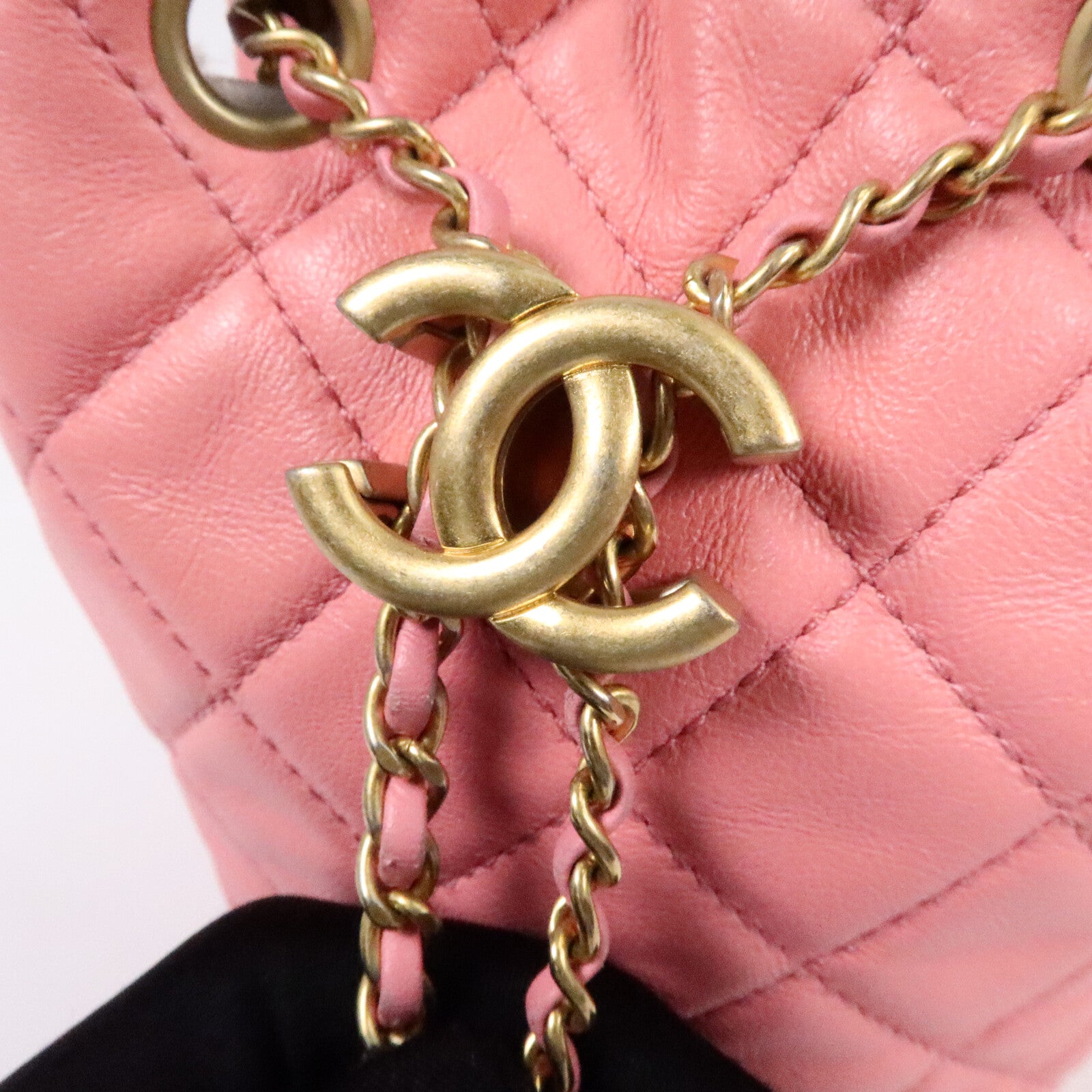 CHANEL 羊皮皮革Bucket Bag鏈帶肩背袋