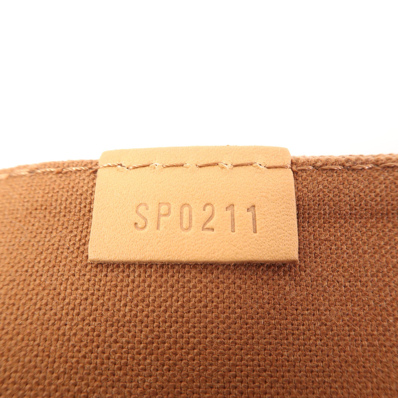 LOUIS VUITTON Monogram Petit Sac Plat金扣手挽肩背兩用袋Monogram Petit Sac Plat金扣手挽肩背兩用袋