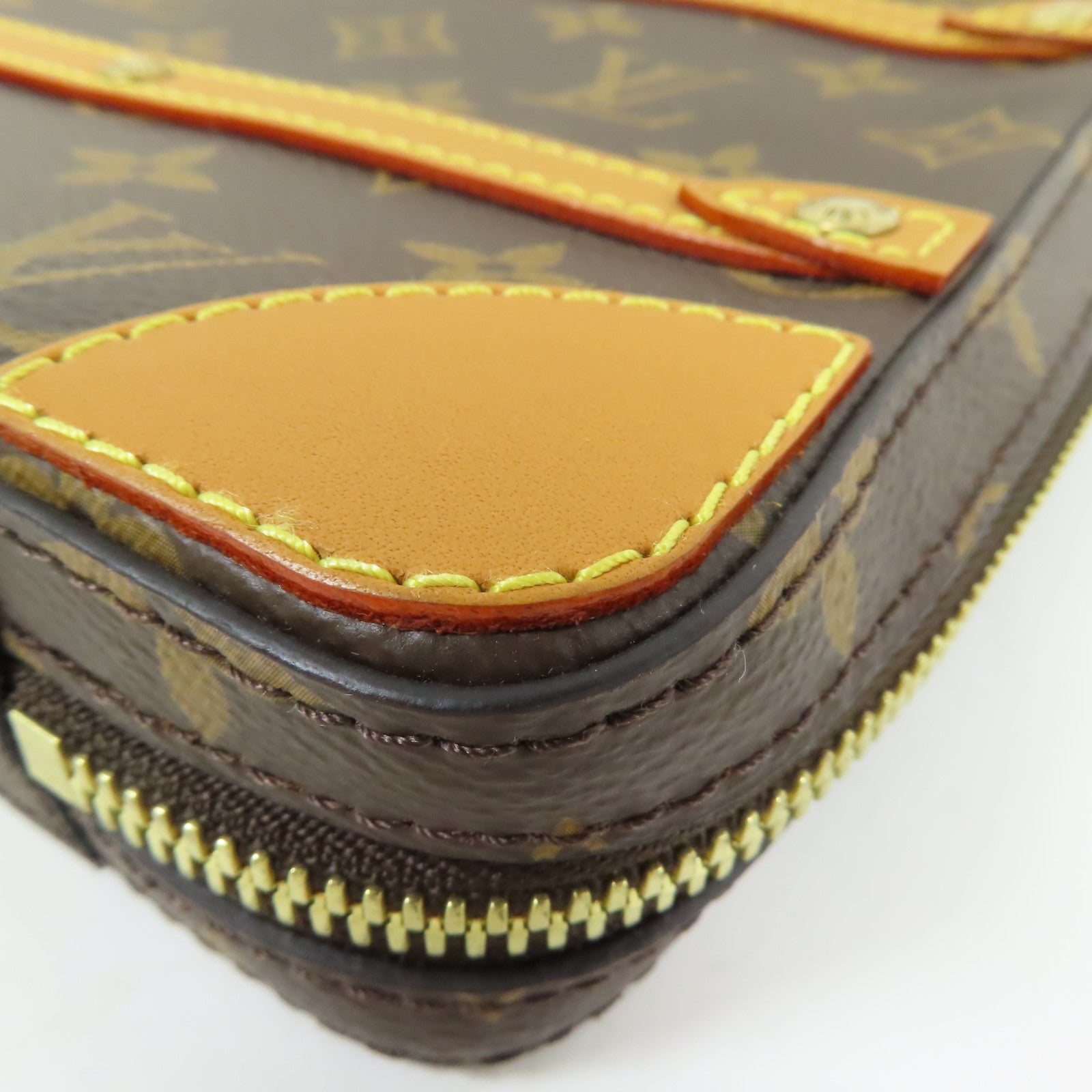 LOUIS VUITTON Monogram Soft Trunk Messenger PM金扣肩背袋