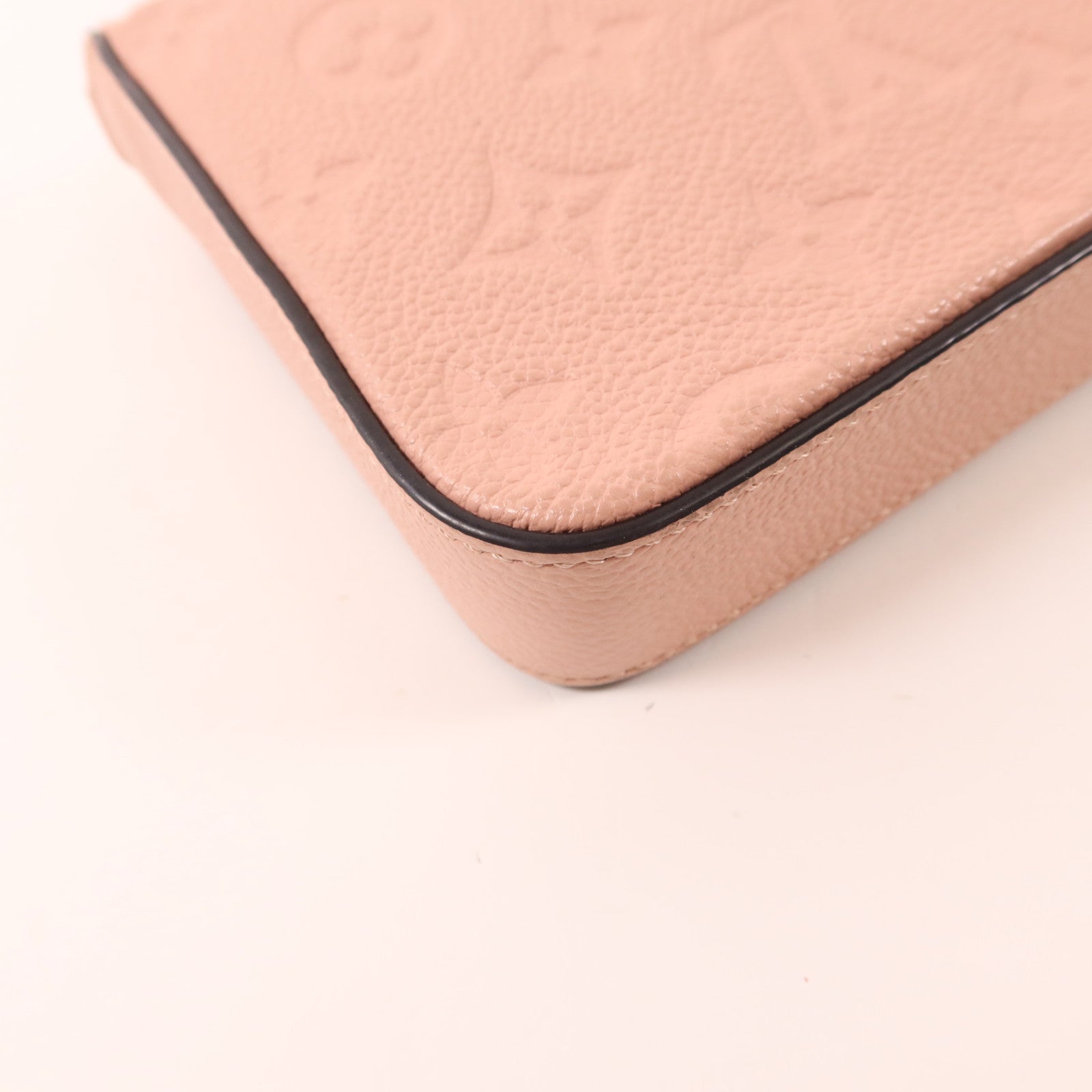 LOUIS VUITTON 【激減優惠】Monogram Empreinte Felicie Pochette金扣鏈帶肩背袋