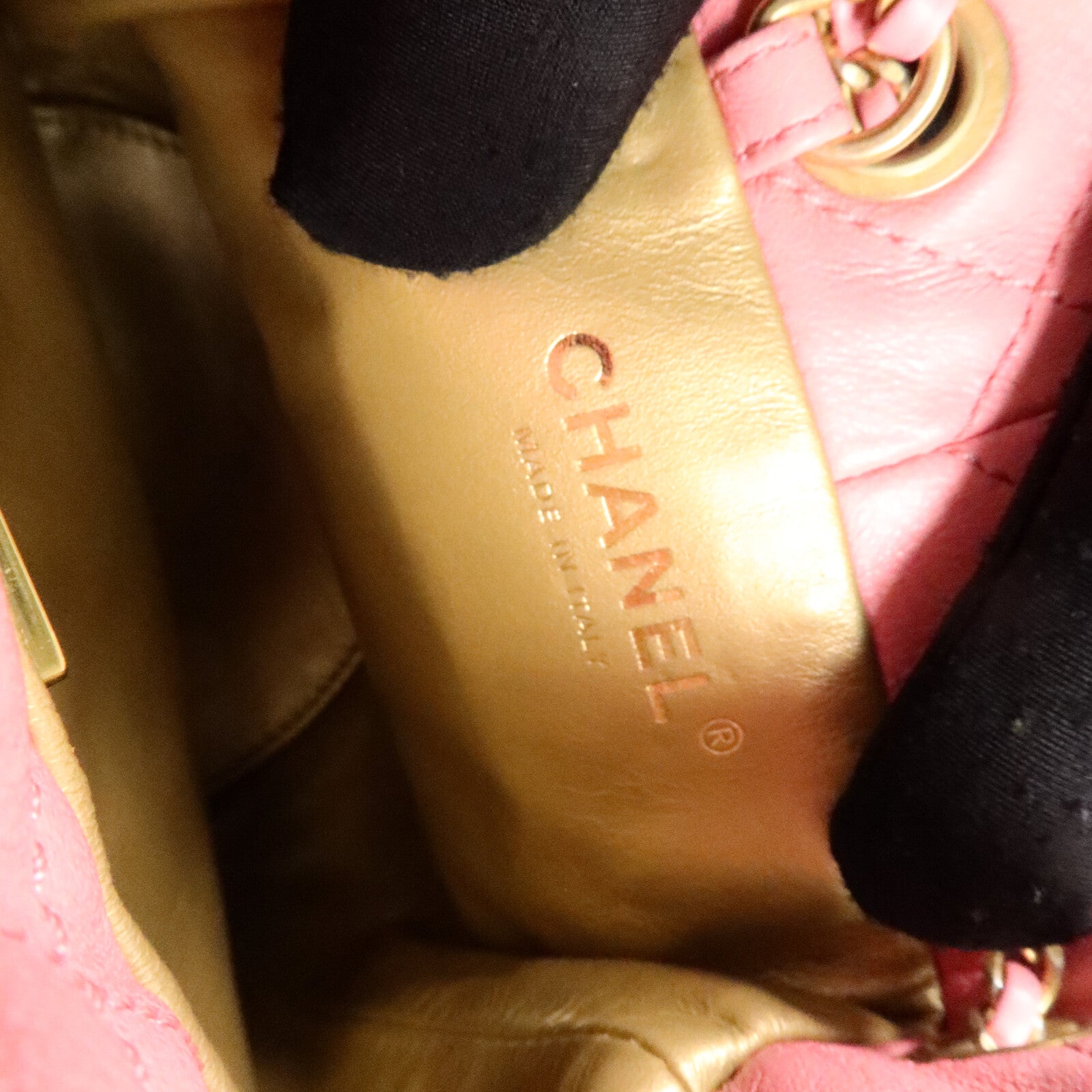 CHANEL 羊皮皮革Bucket Bag鏈帶肩背袋