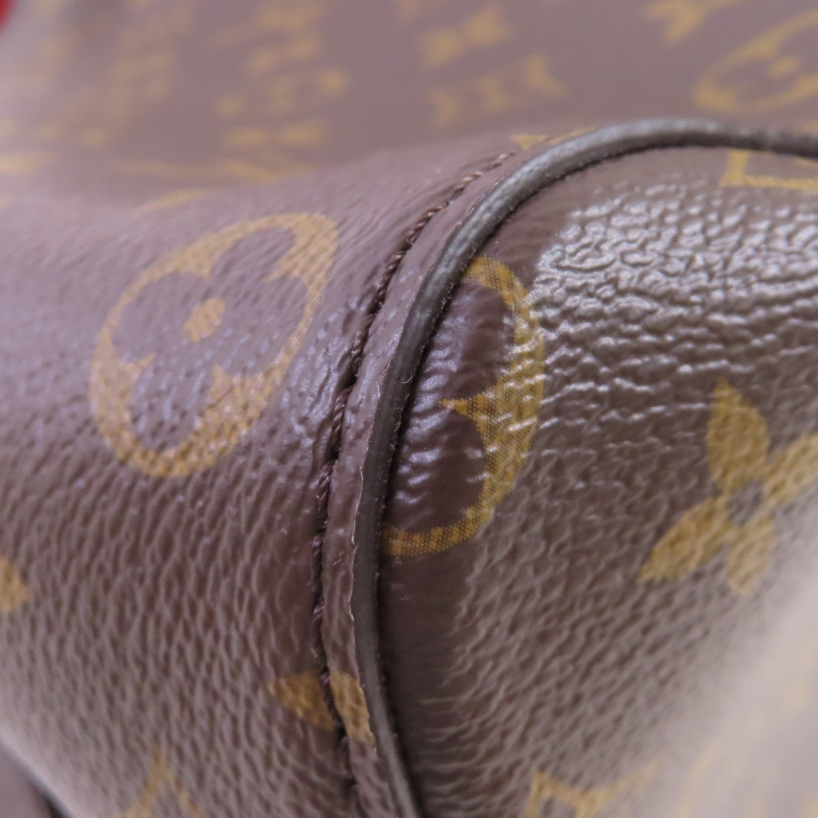 LOUIS VUITTON Monogram NeoNoe MM Shoulder Bag金扣肩背袋啡色/紅色