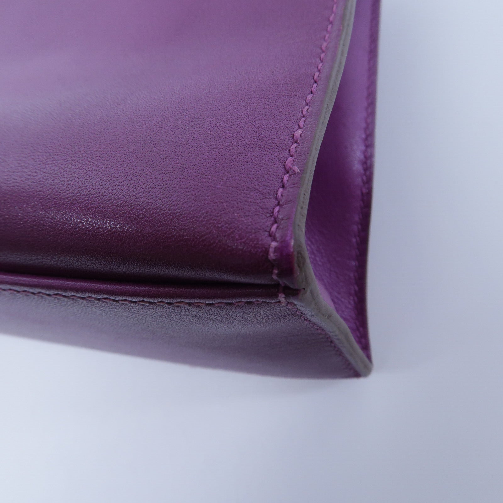 HERMES Swift皮革Kelly Pochette手挽袋Anemone