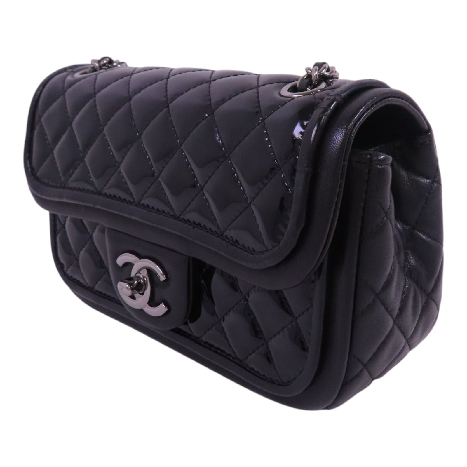 CHANEL 漆皮皮革Chain Shoulder Bag銀扣鏈帶肩背袋