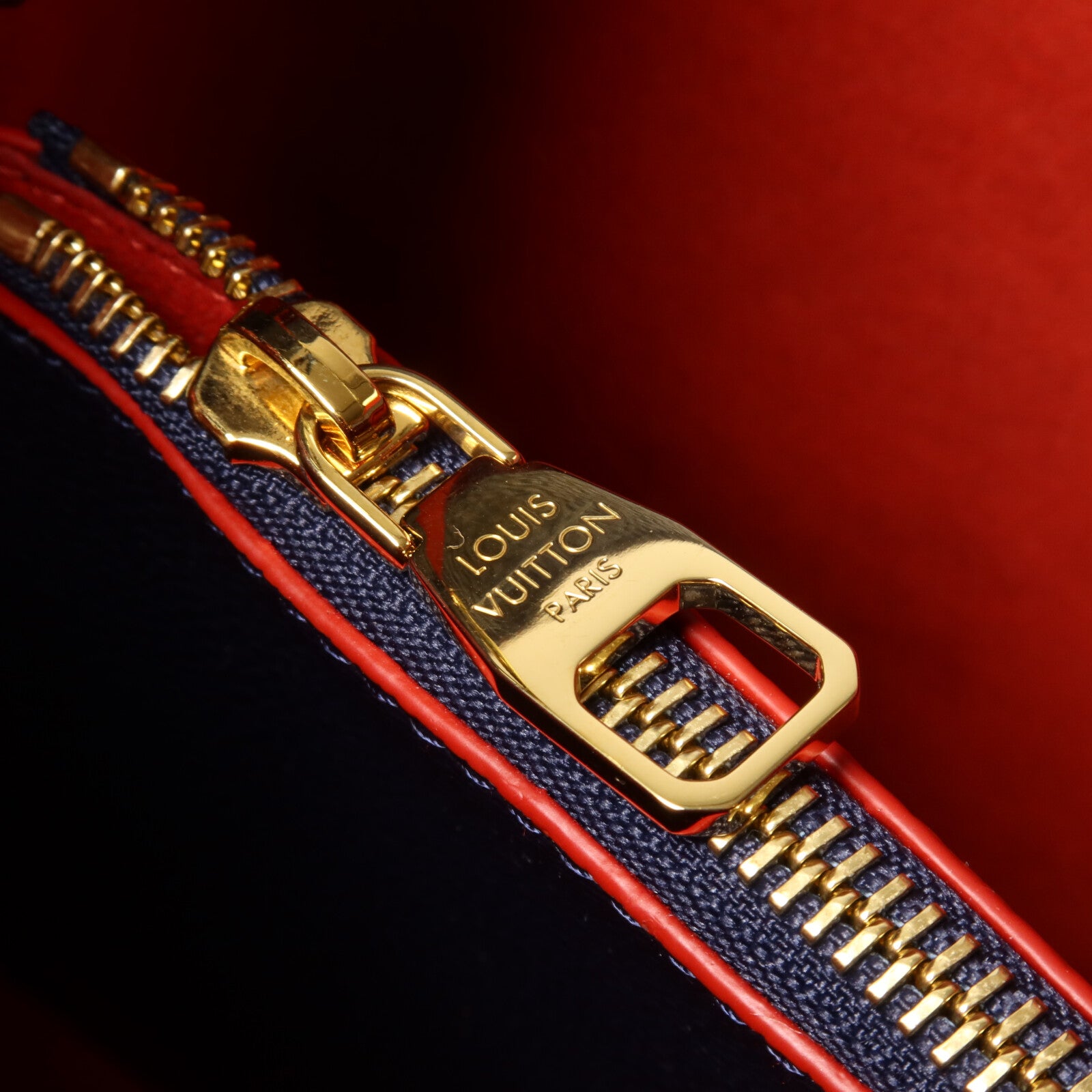 LOUIS VUITTON Monogram Empreinte Neo Noe MM手挽肩背兩用袋