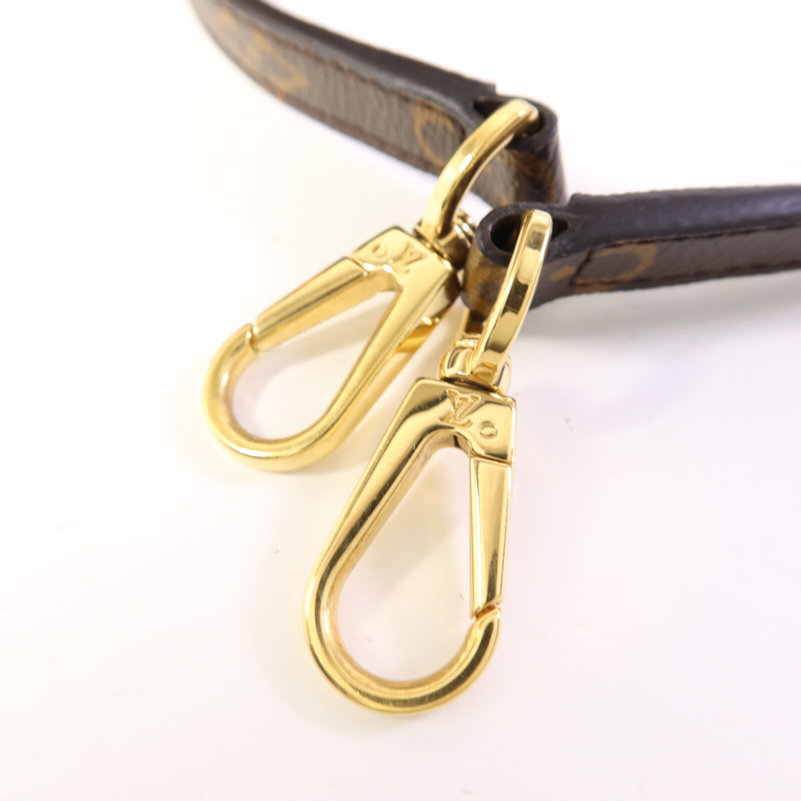 LOUIS VUITTON Monogram Montaigne MM金扣手挽肩背兩用袋