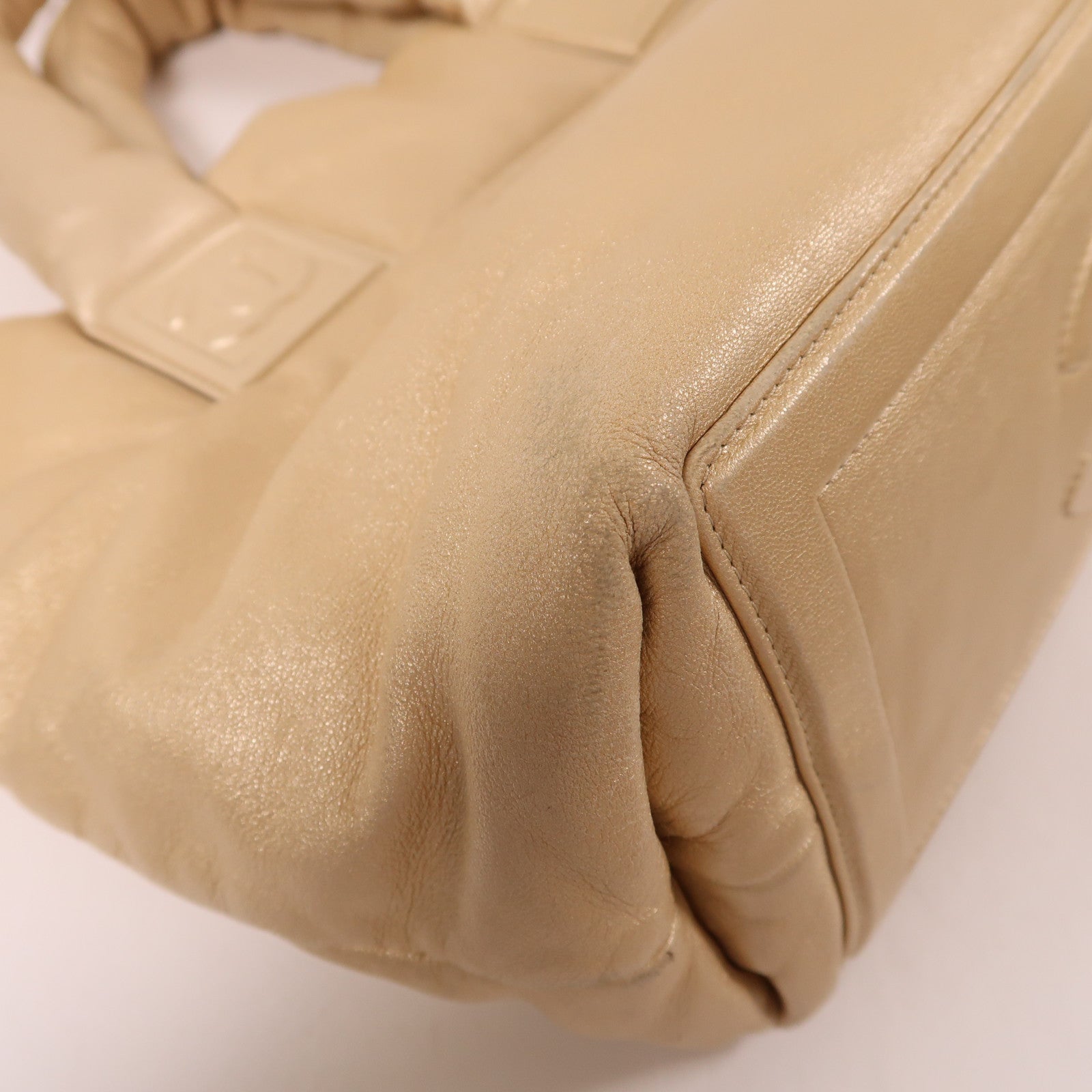 CHANEL 皮革Coco Cocoon金扣手挽袋