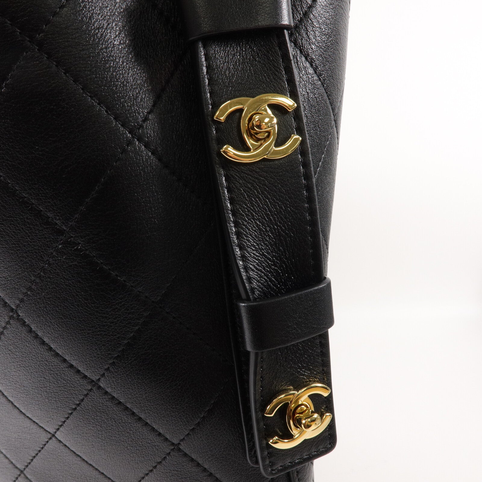 CHANEL 牛皮皮革Bucket Bag肩背袋