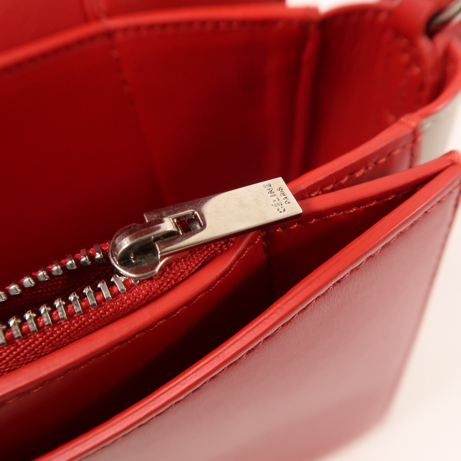 CELINE 牛皮皮革Frame銀扣肩背袋