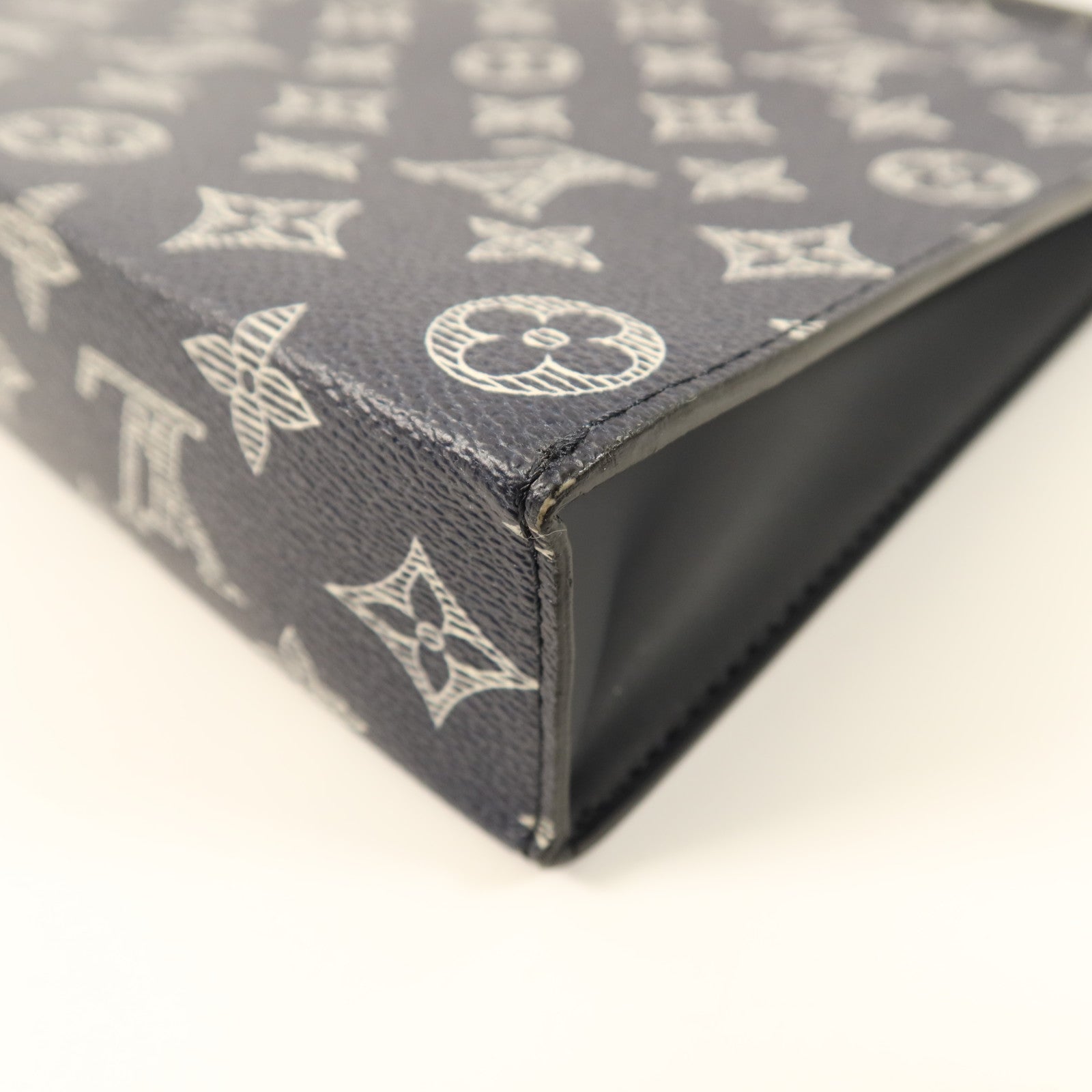 LOUIS VUITTON Monogram Pochette Voyage Clutch銀扣手拿包