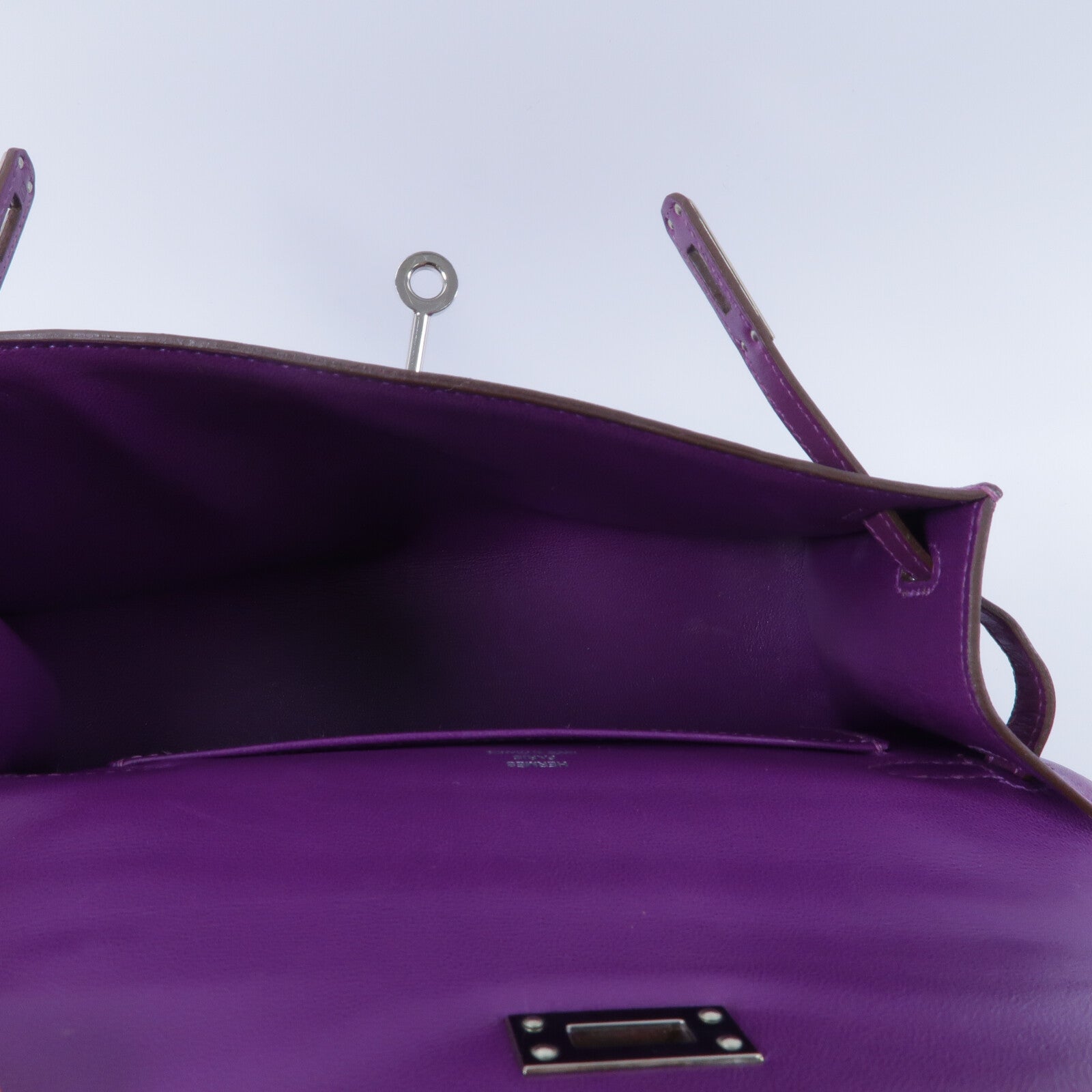 HERMES Swift皮革Kelly Pochette手挽袋Anemone