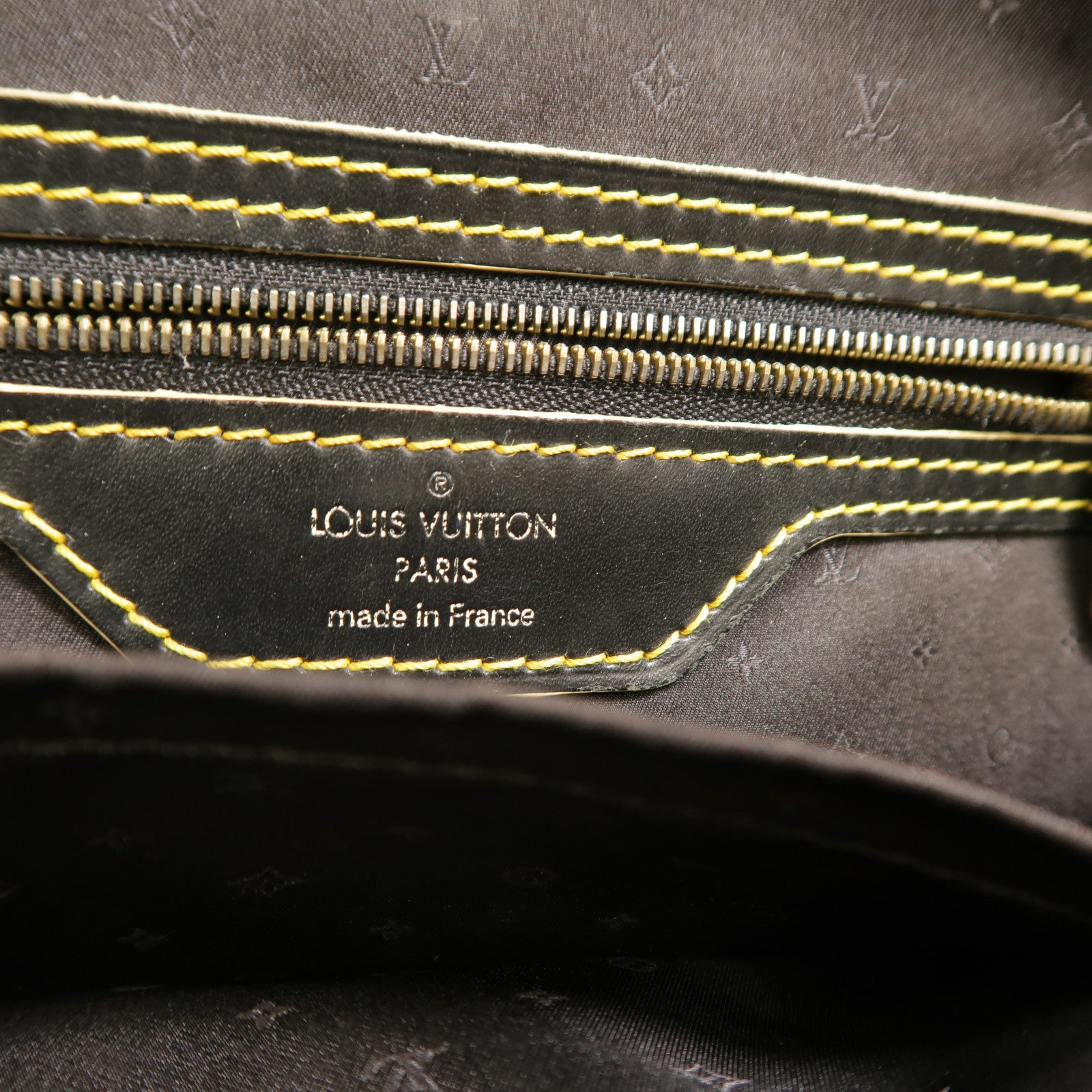 LOUIS VUITTON Suhali Lockit MM手挽袋