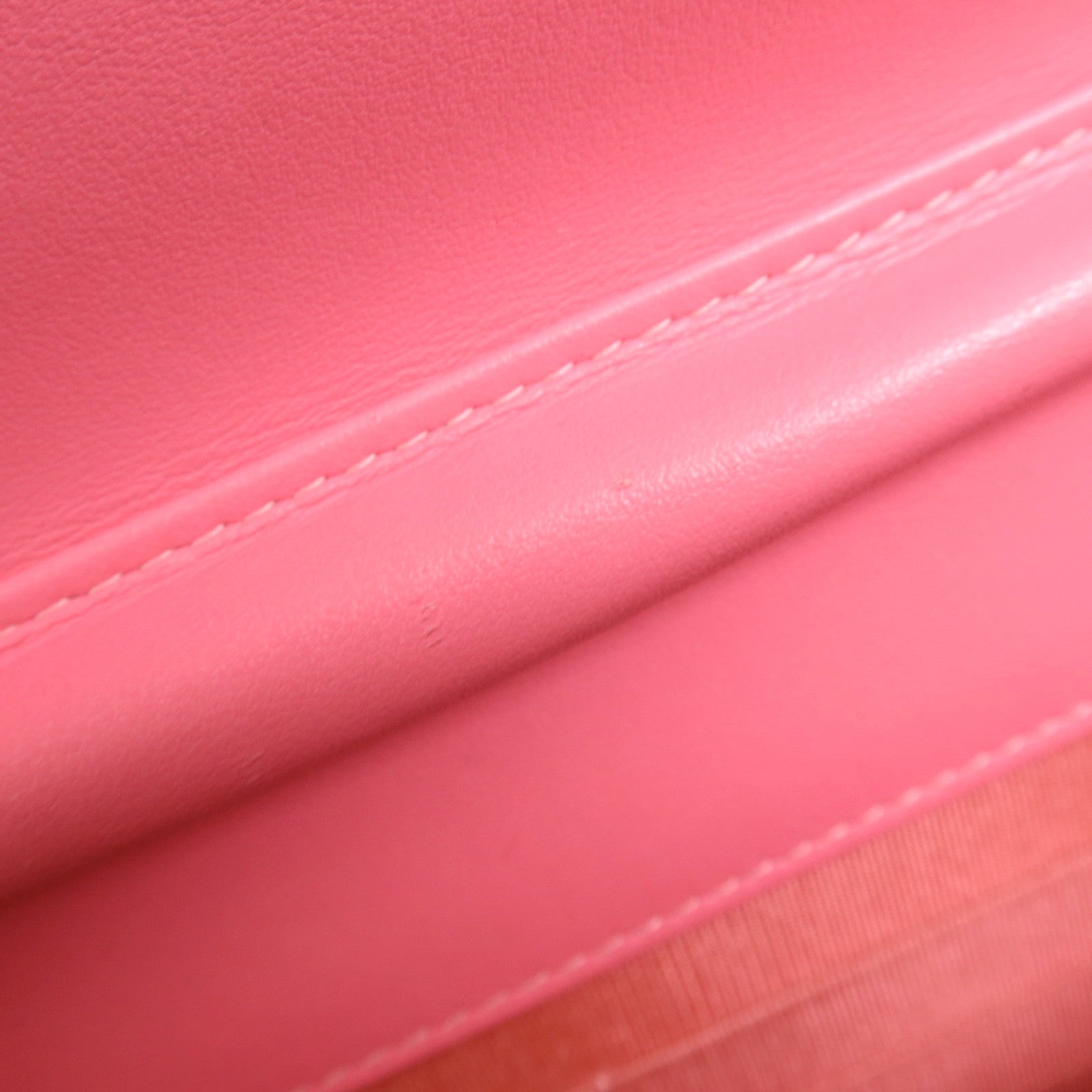 CHANEL 牛皮皮革WOC Wallet On Chain金扣肩背袋