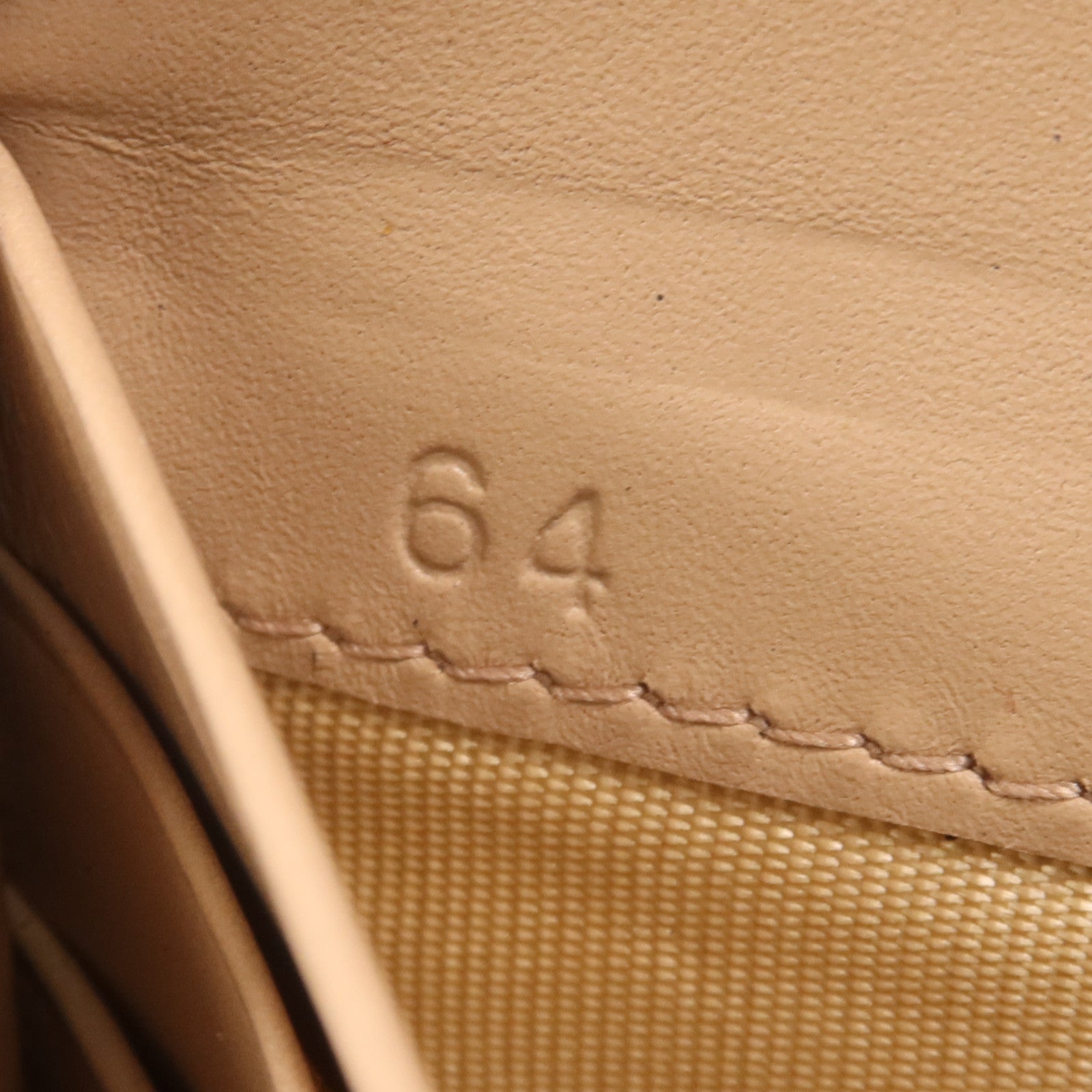 PRADA 漆皮皮革Long wallet金扣長錢包