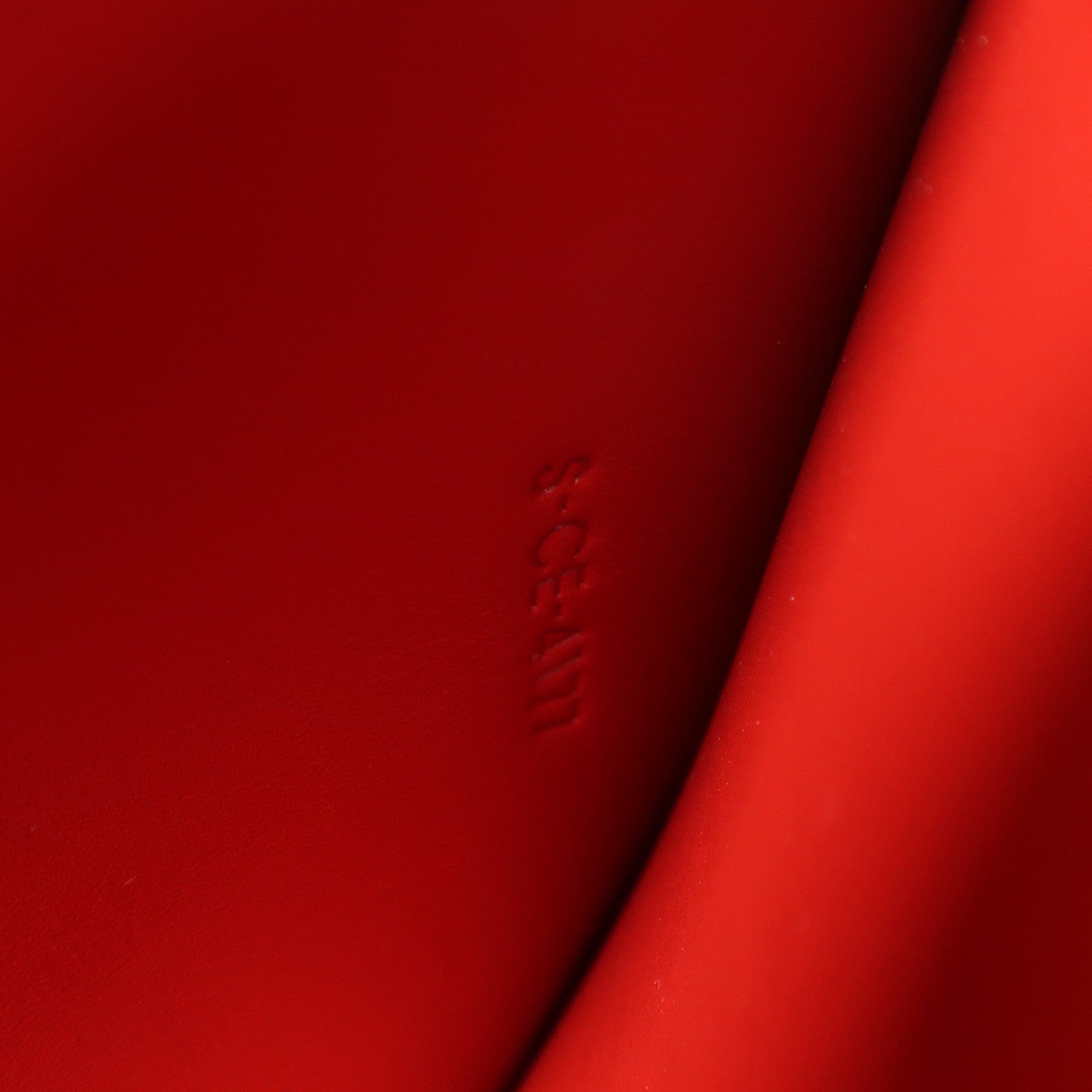 CELINE 牛皮皮革Frame銀扣肩背袋