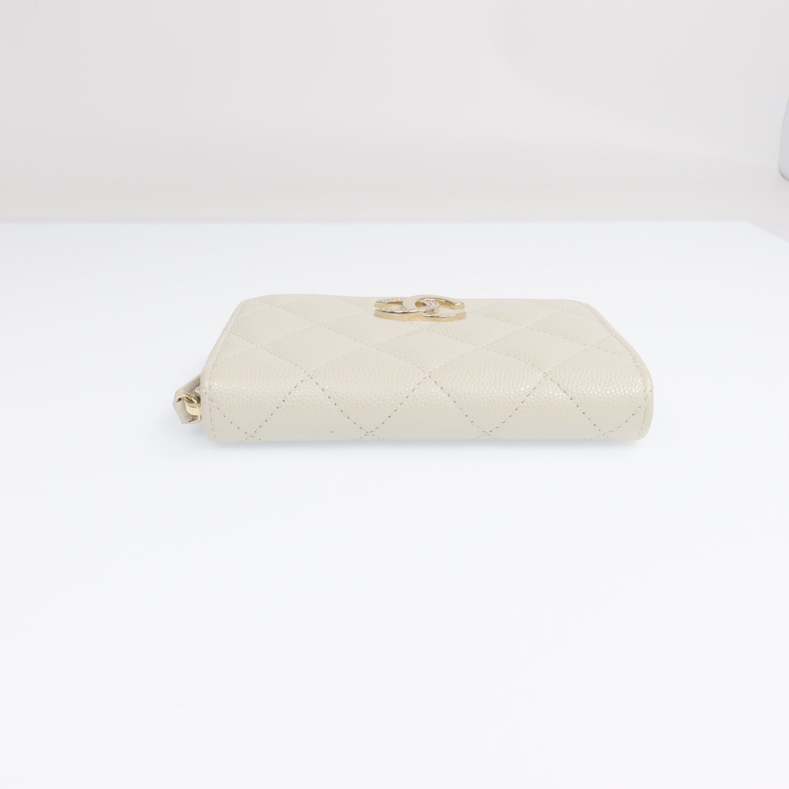 CHANEL 牛皮皮革Card Case銀扣卡片套