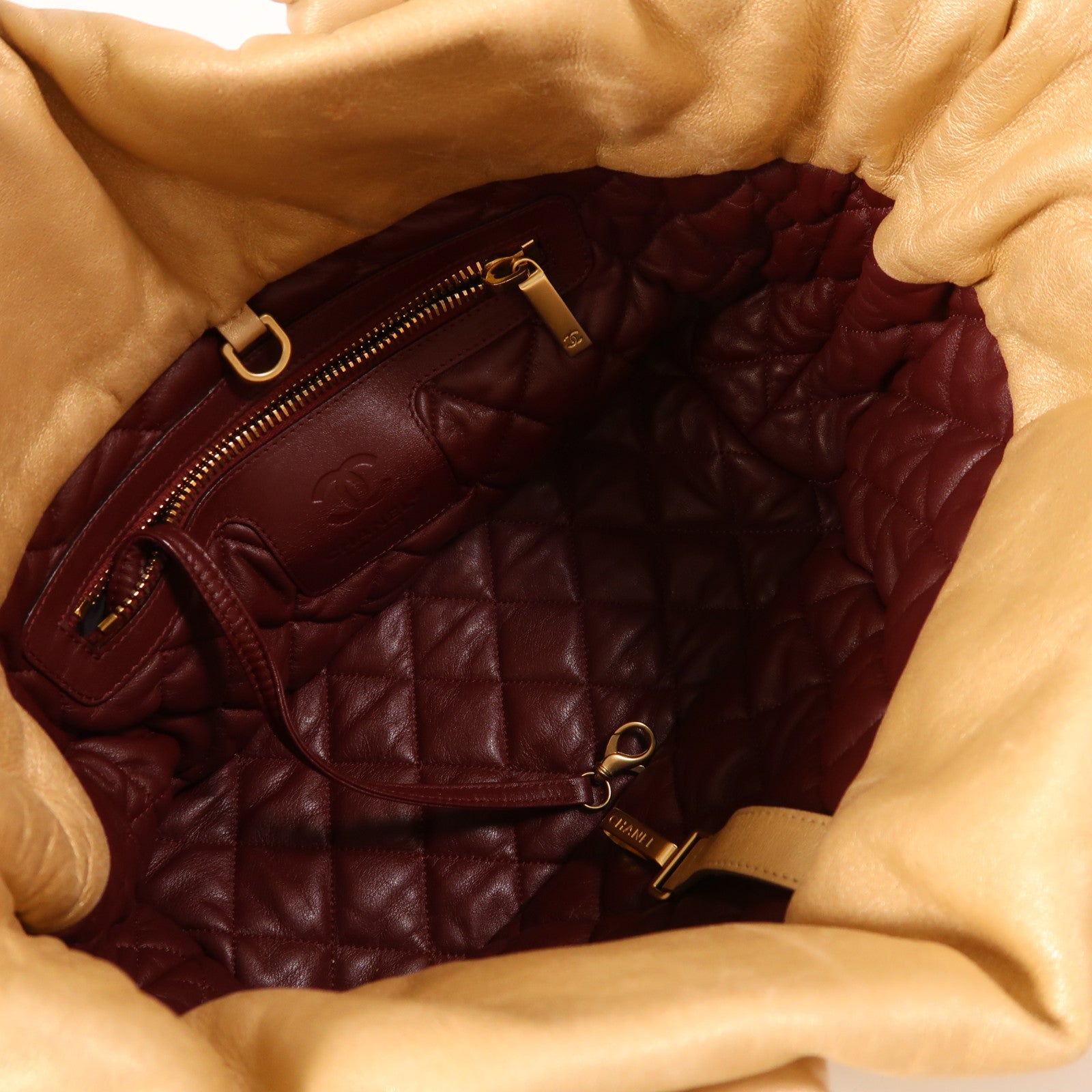 CHANEL 皮革Coco Cocoon金扣手挽袋