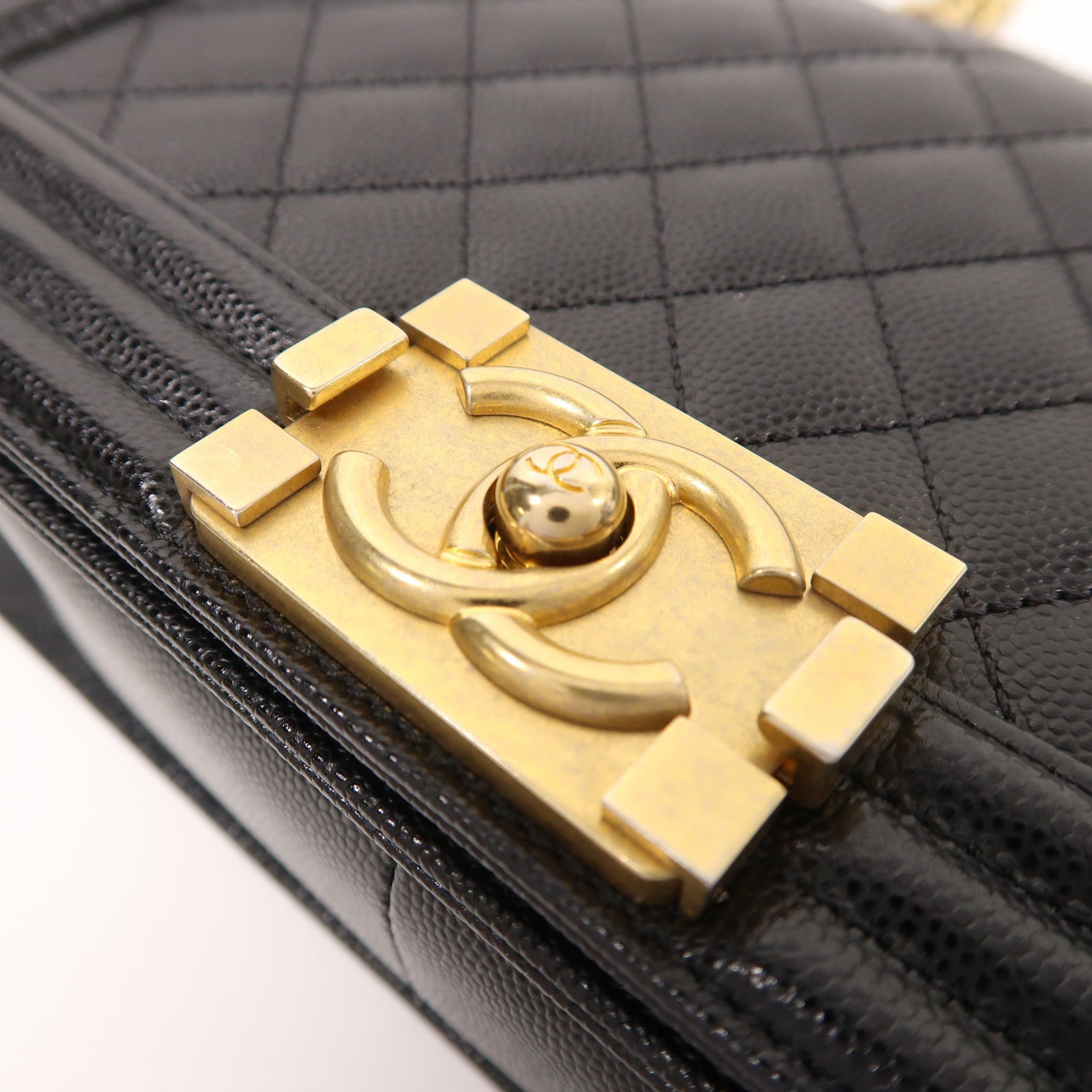 CHANEL 牛皮皮革Boy 25金扣鏈帶肩背袋