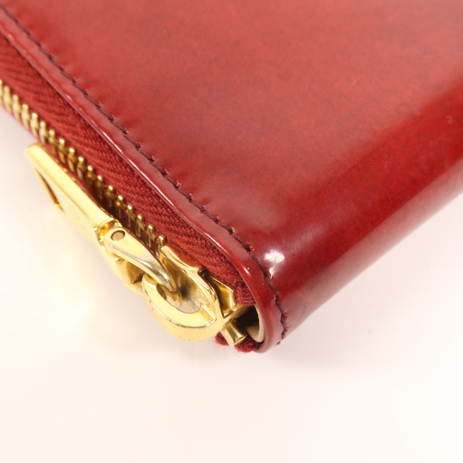 PRADA 漆皮皮革Long wallet金扣長錢包