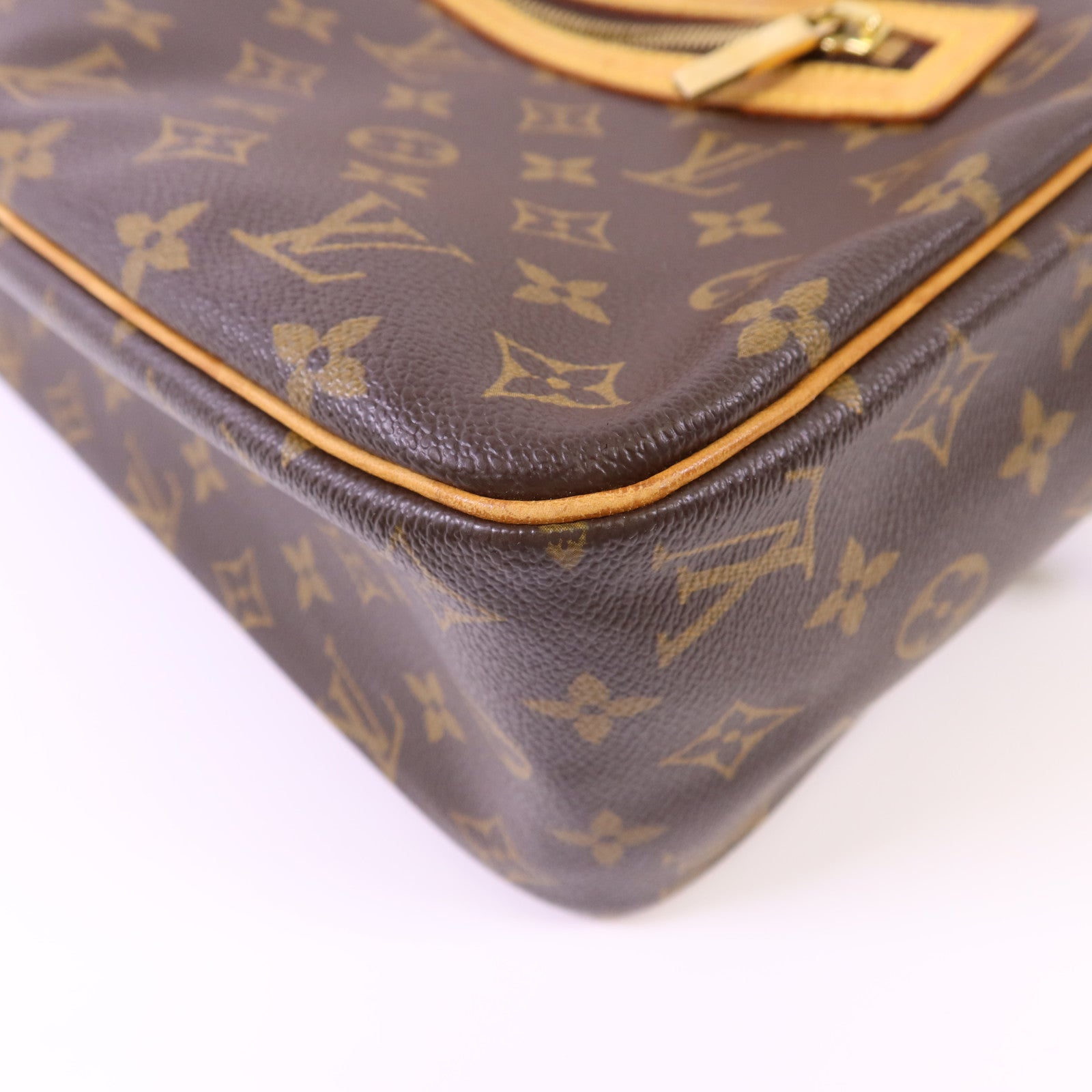 LOUIS VUITTON Monogram Cite GM金扣肩背袋棕色