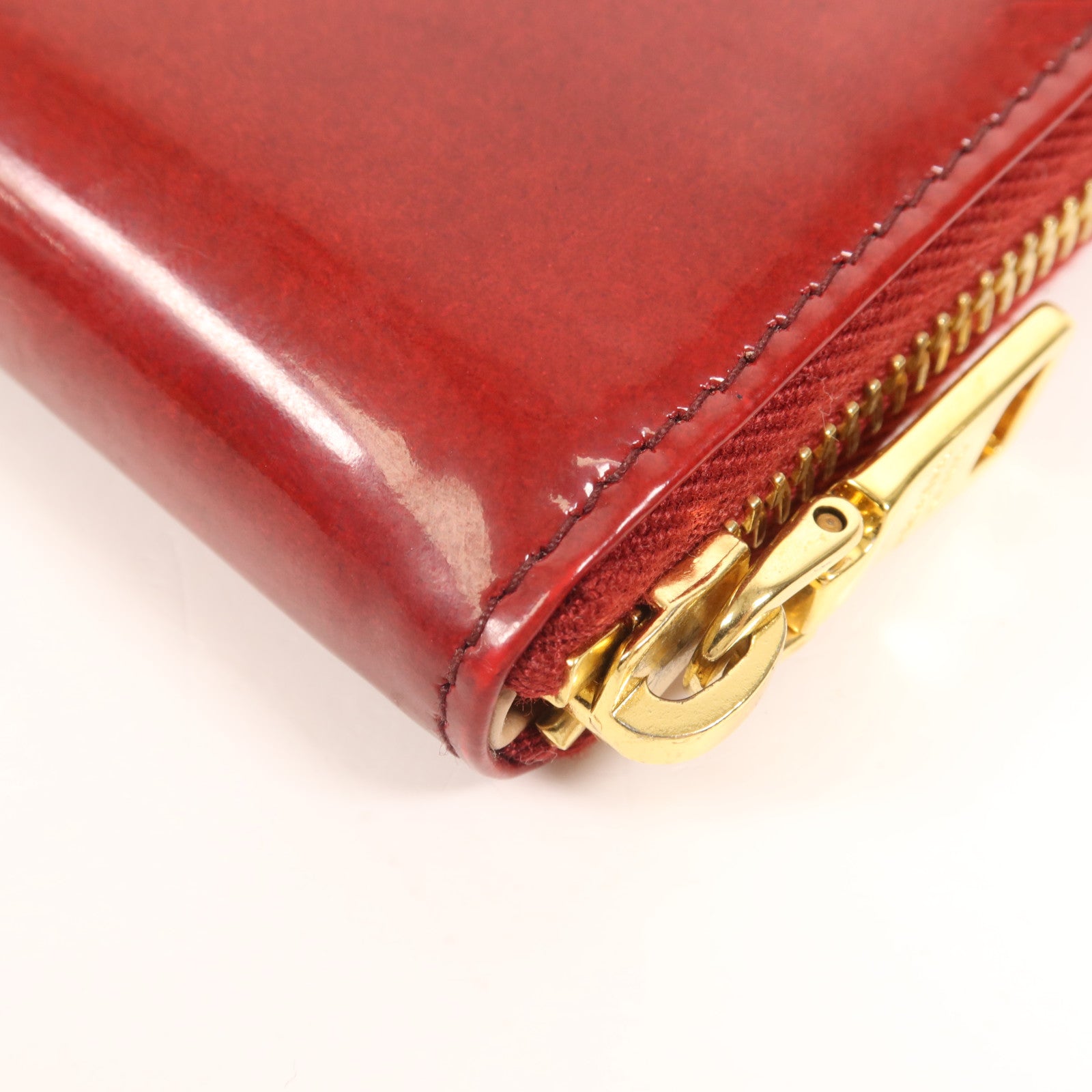 PRADA 漆皮皮革Long wallet金扣長錢包