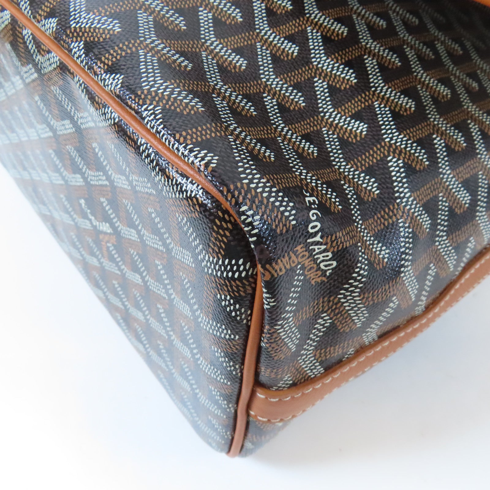 GOYARD 塗層帆布Capetien Messenger Bag銀扣肩背袋黑色/啡色