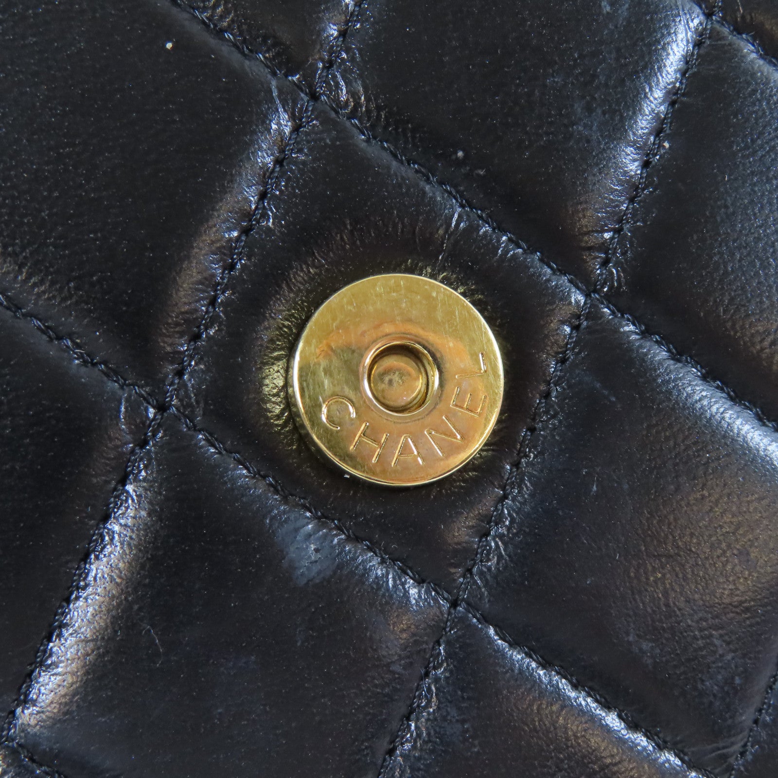 CHANEL 【激減優惠】菱格羊皮皮革Chain Shoulder金扣鏈帶肩背袋黑色