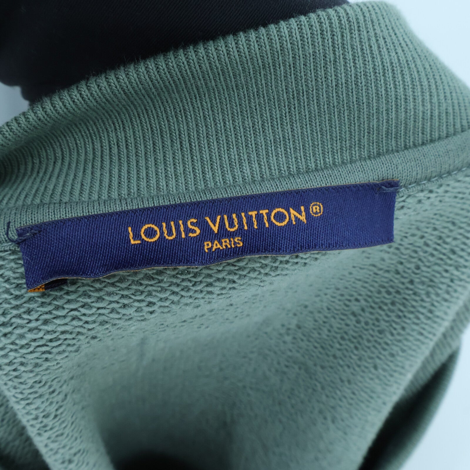 LOUIS VUITTON Embroidered Signature Crewneck 上衣