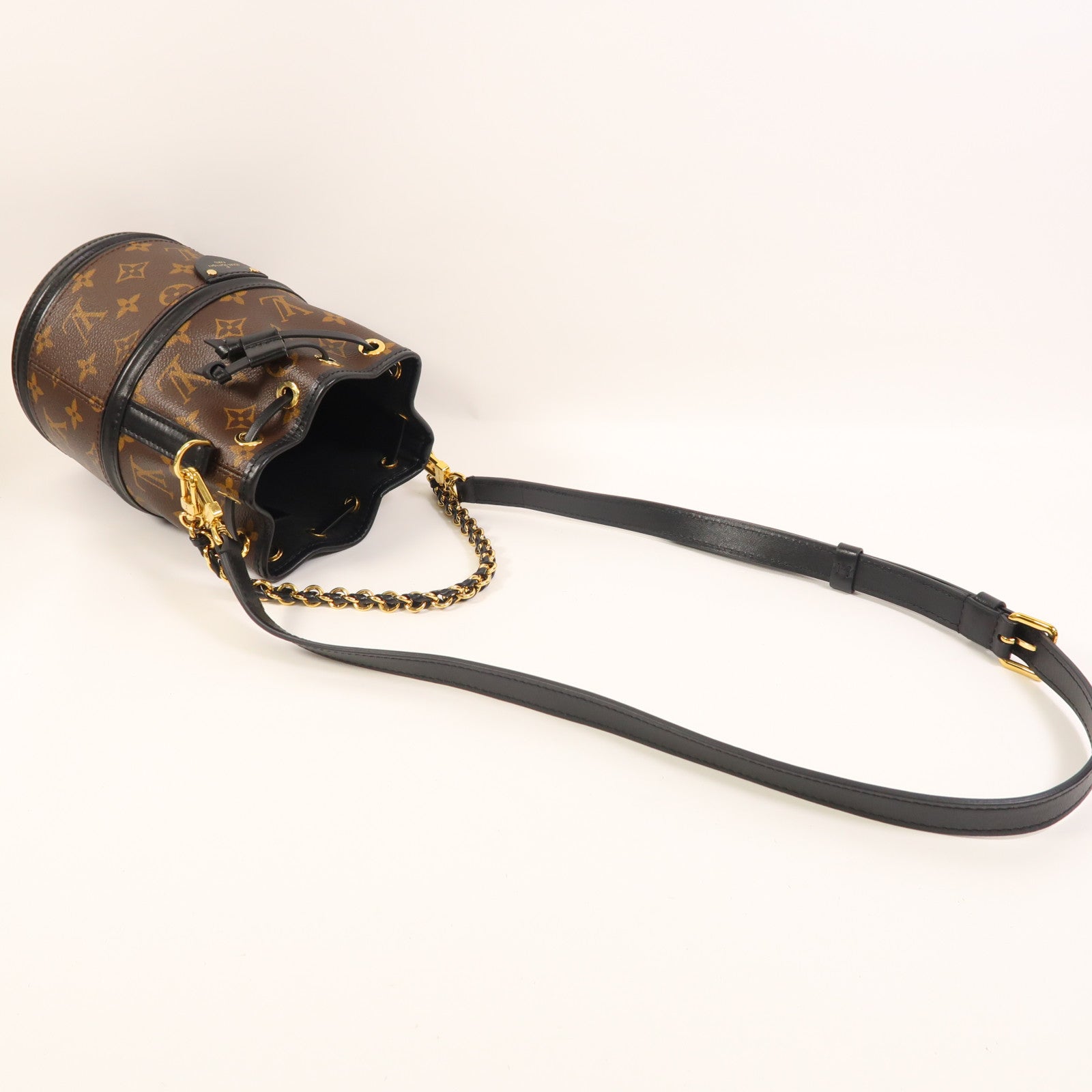 LOUIS VUITTON Monogram Canoe 金扣鏈帶手挽肩背兩用袋